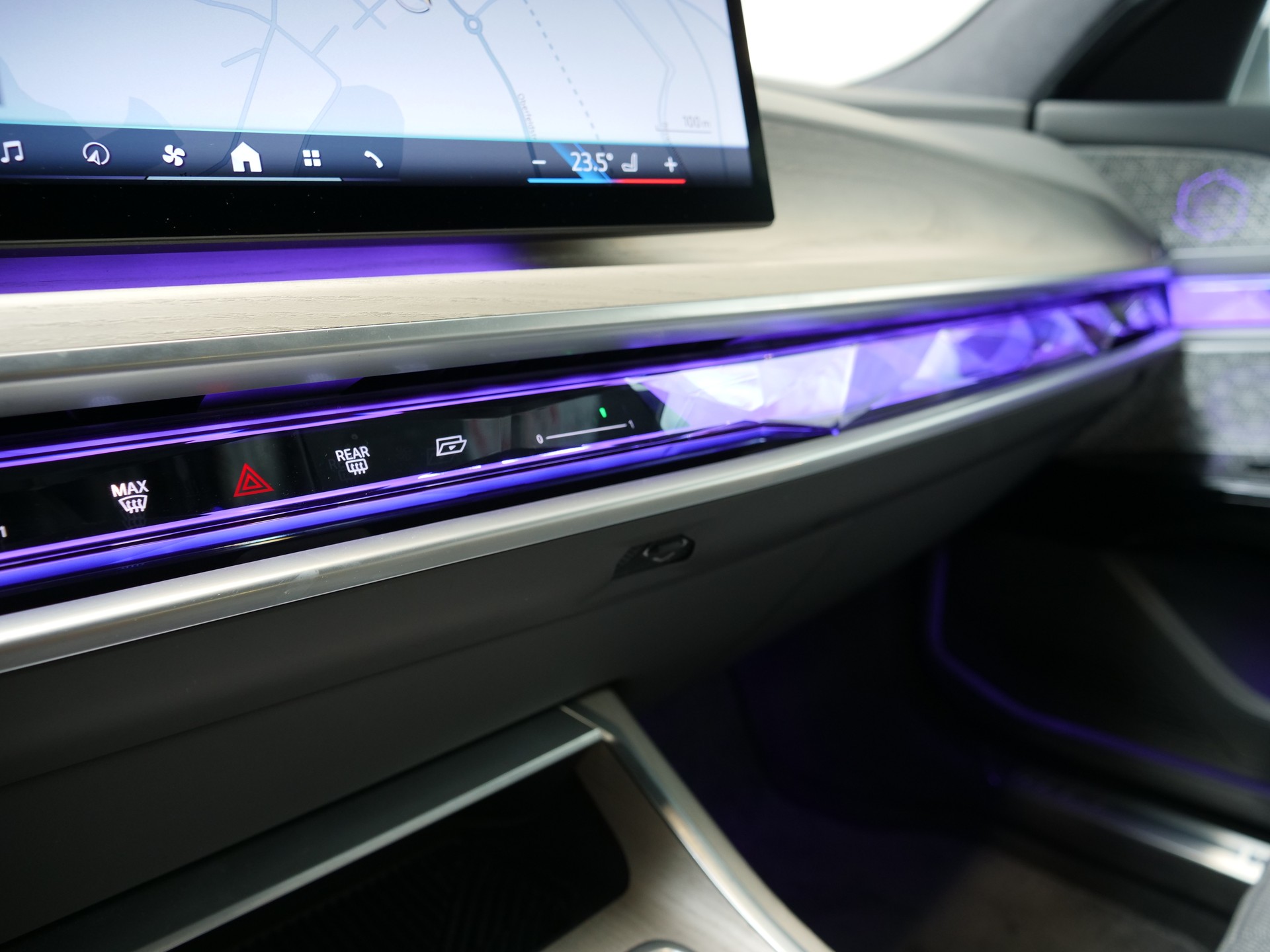 BMW i7 xDrive 60 M Sport-image-16