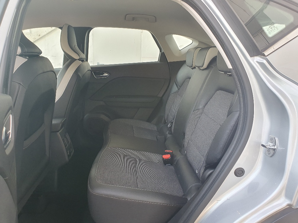 RENAULT Captur 1.3 TCe Edition1 EDC Automat-image-12