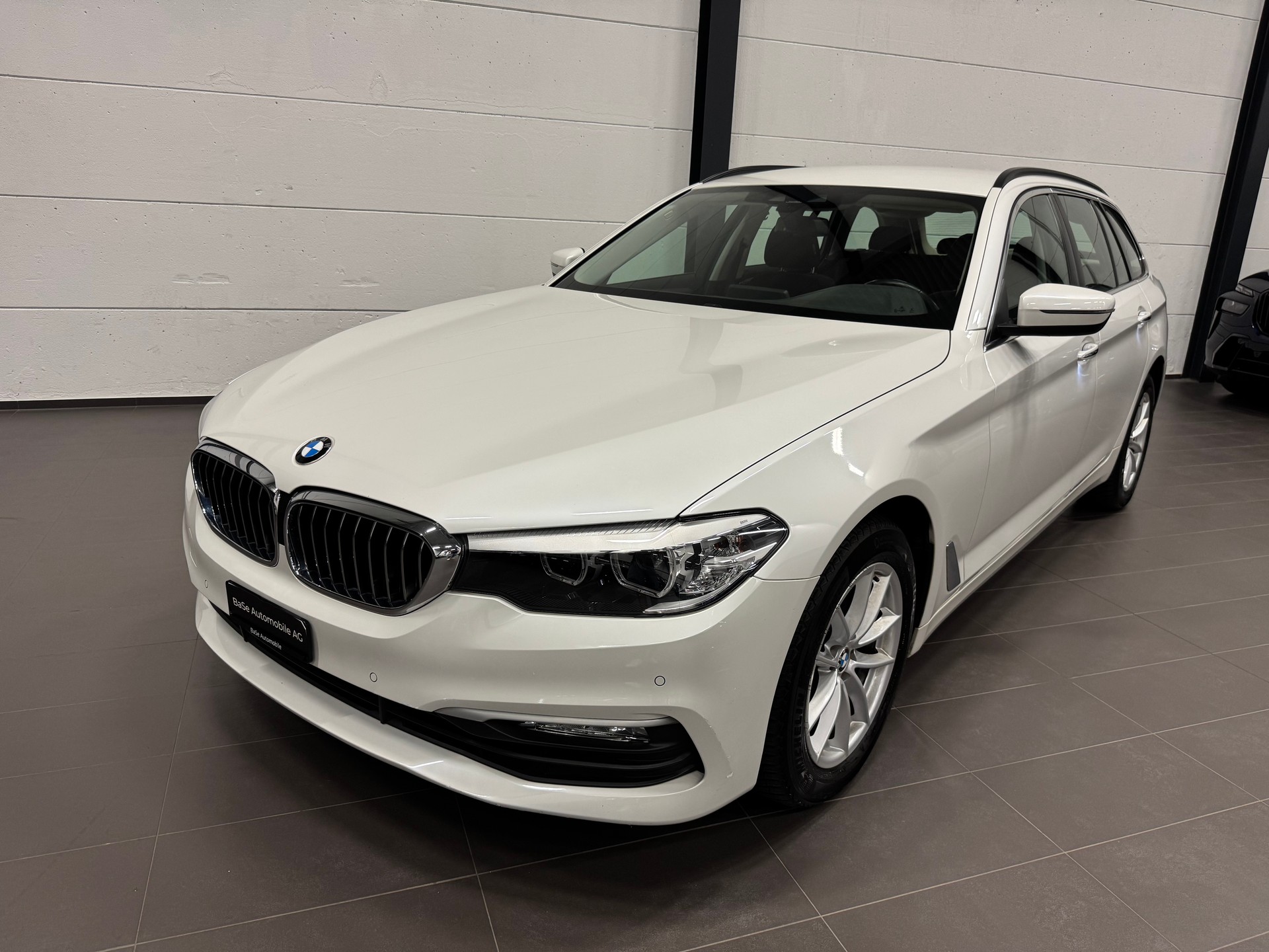 BMW 520d xDrive Touring Steptronic