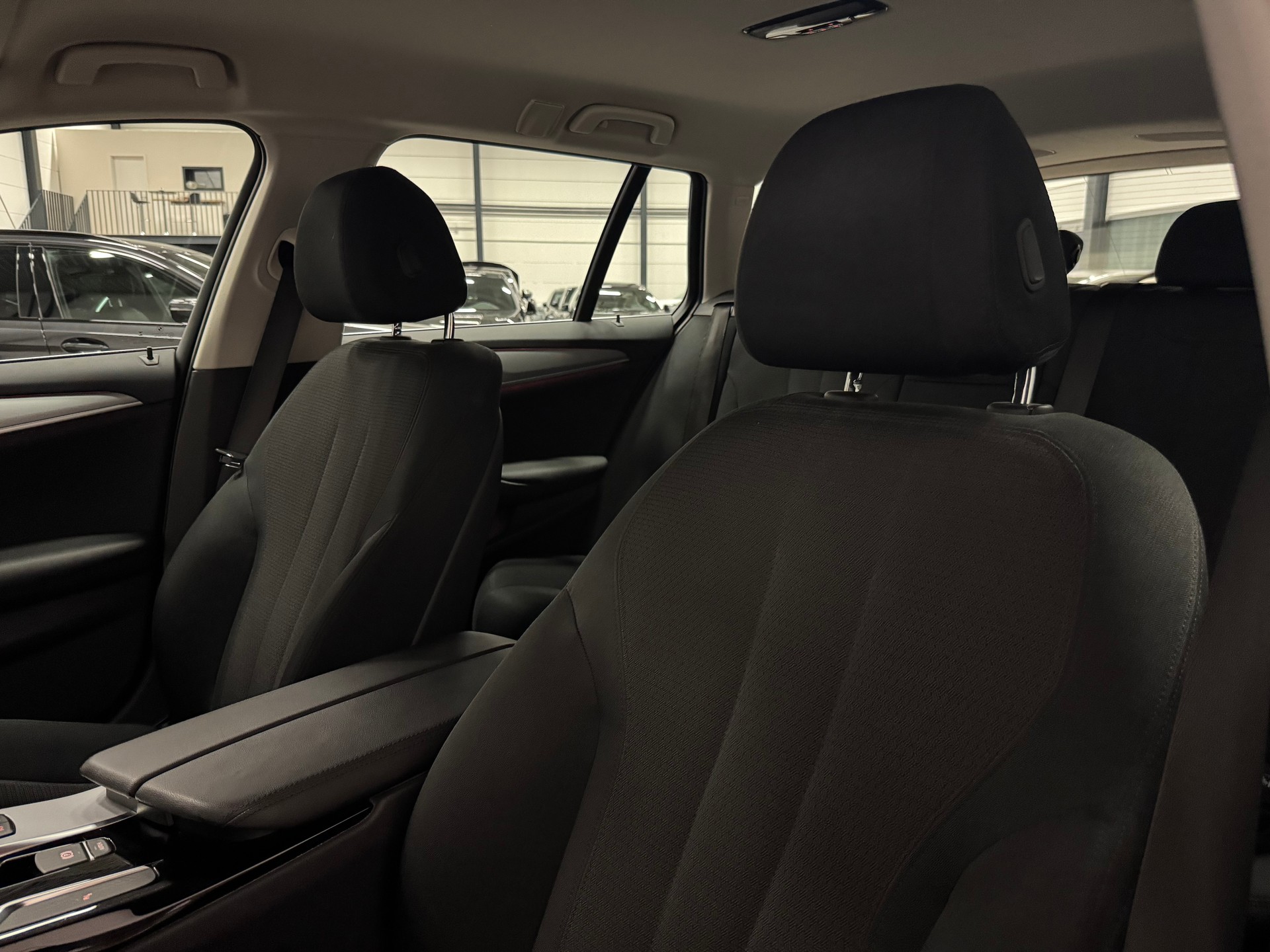 BMW 520d xDrive Touring Steptronic-image-16