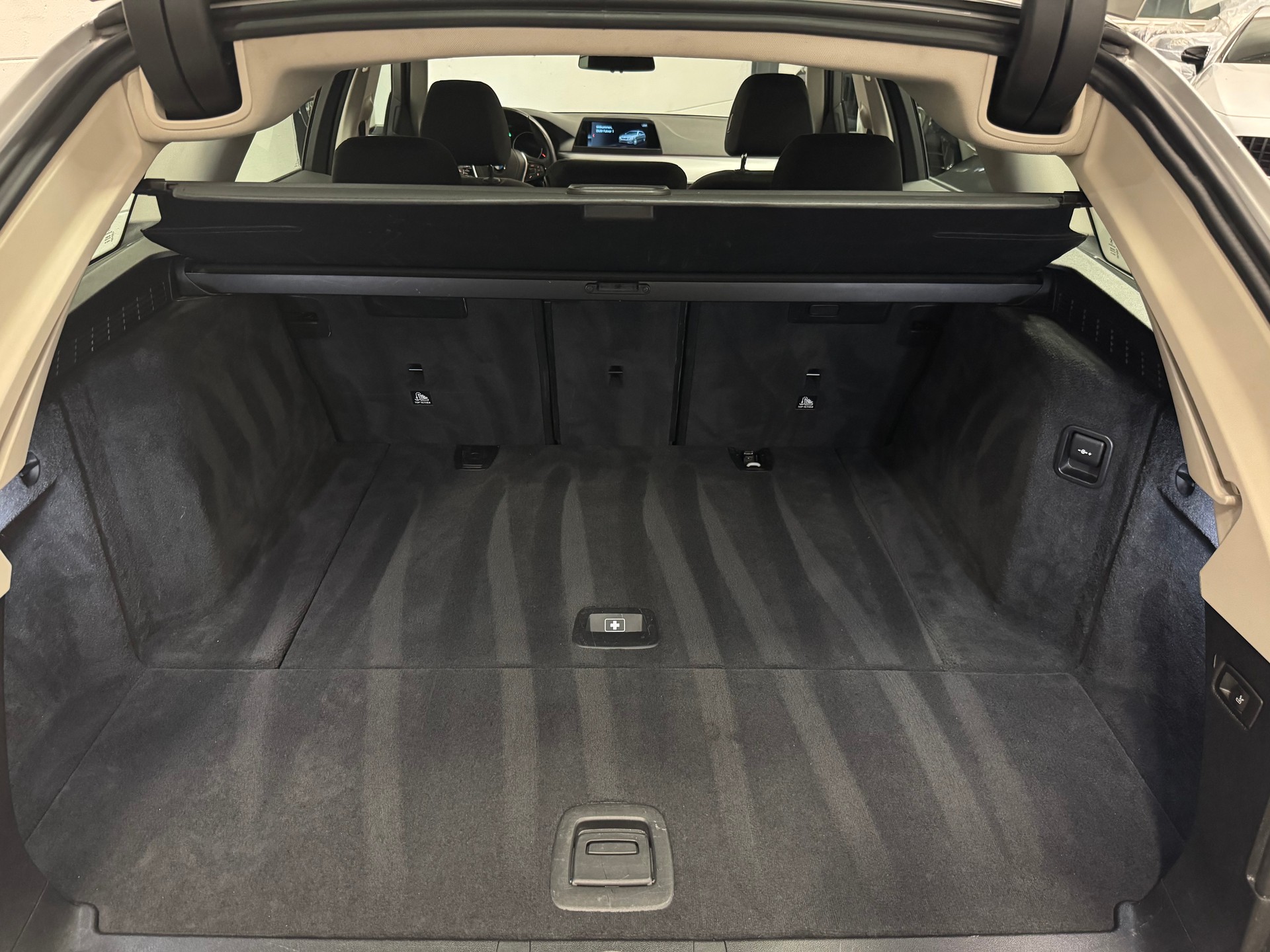 BMW 520d xDrive Touring Steptronic-image-27