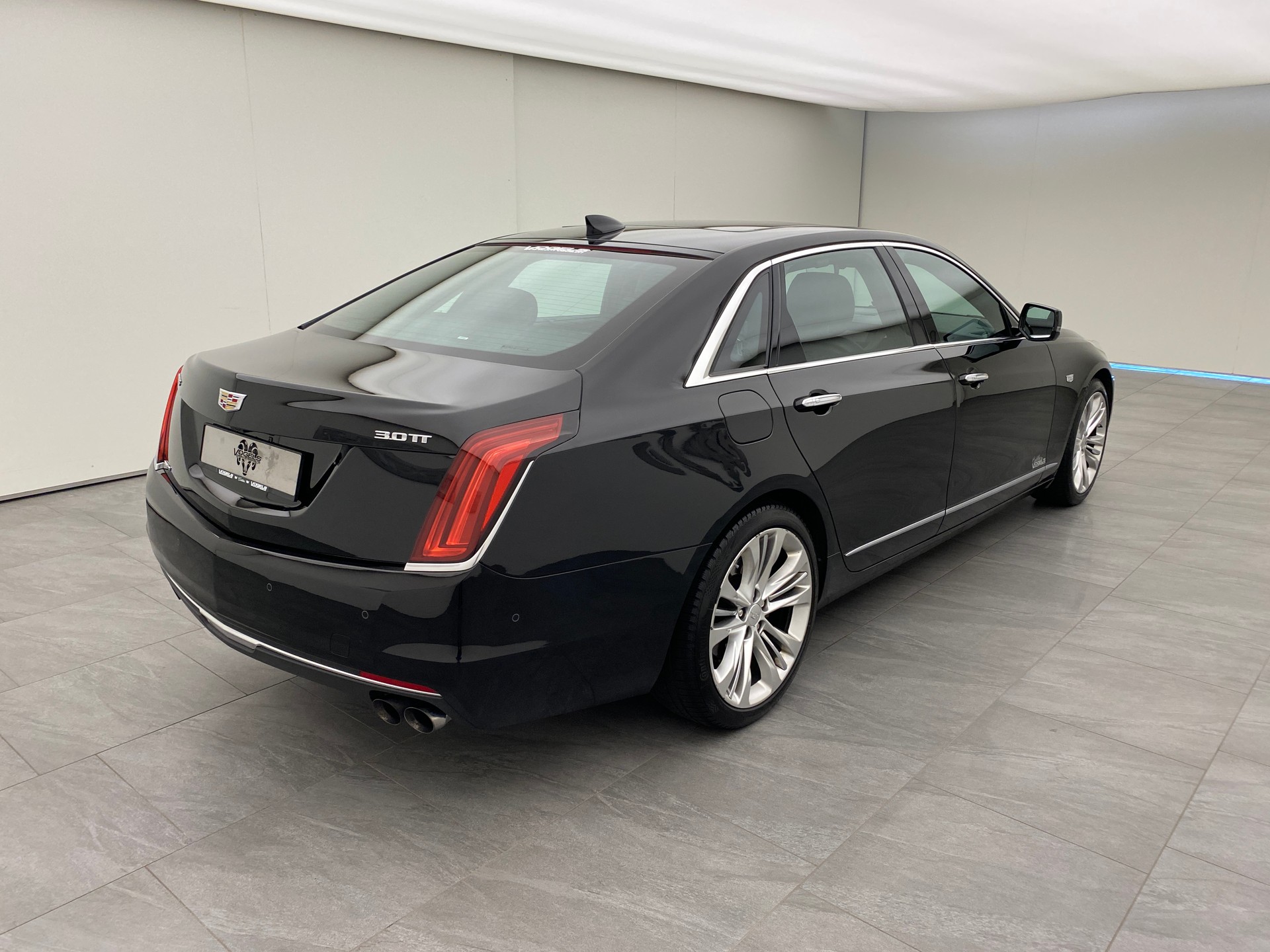 CADILLAC CT6 3.0 TT Luxury AWD-showroom-element-3