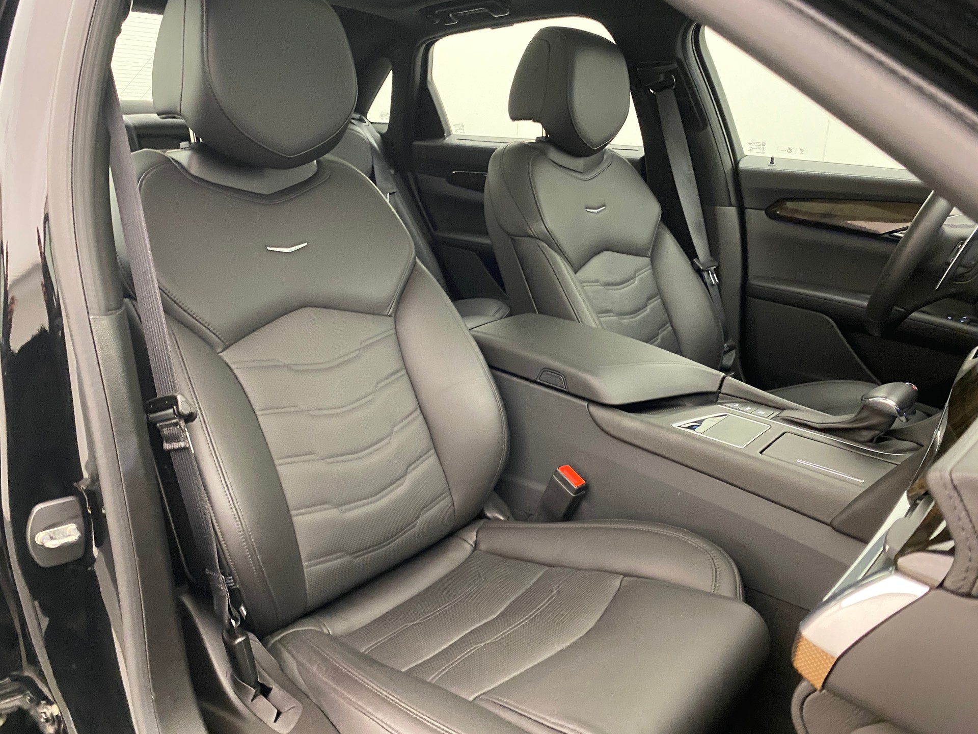 CADILLAC CT6 3.0 TT Luxury AWD-image-11