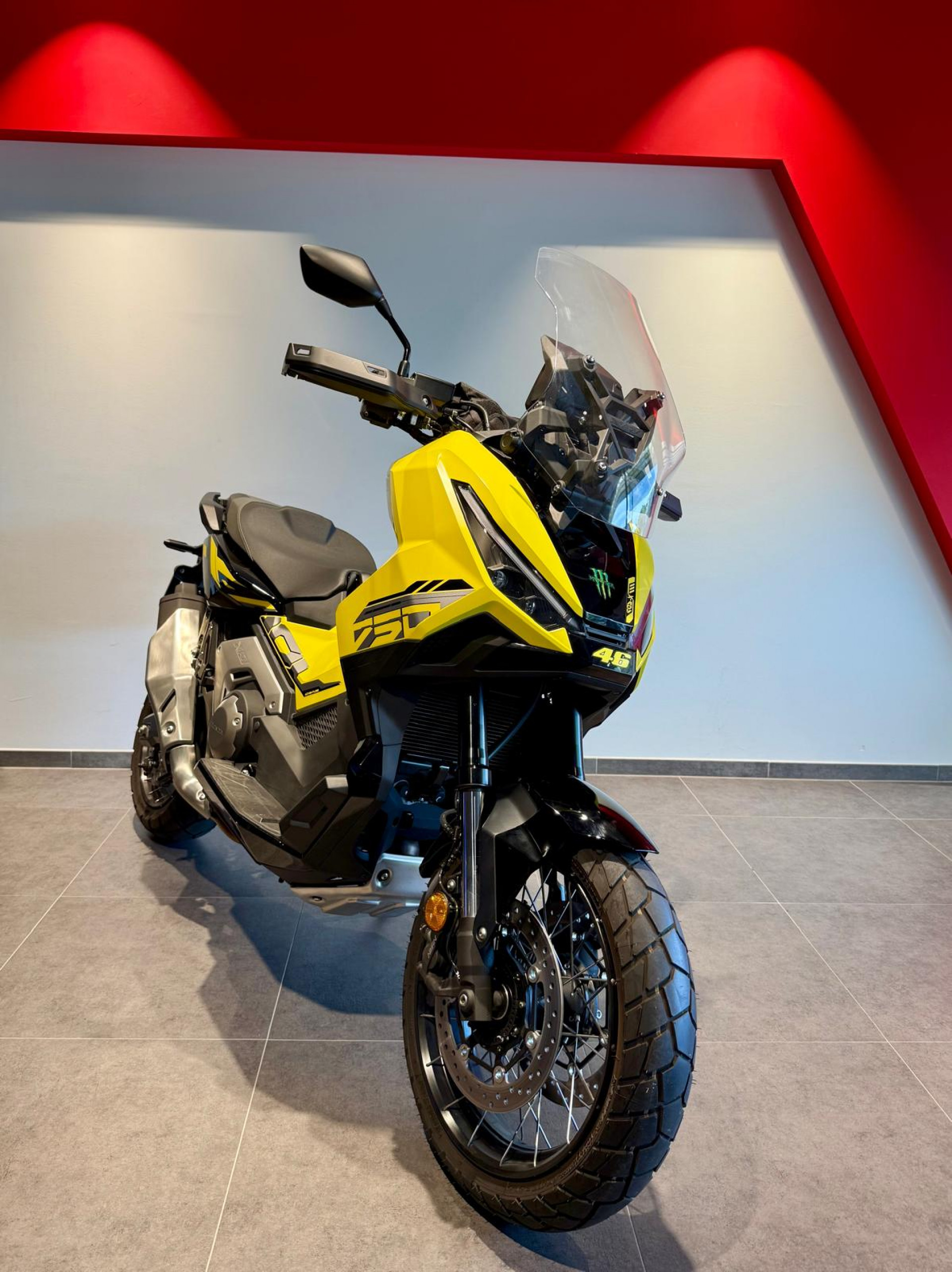 HONDA X-ADV 750-image-0