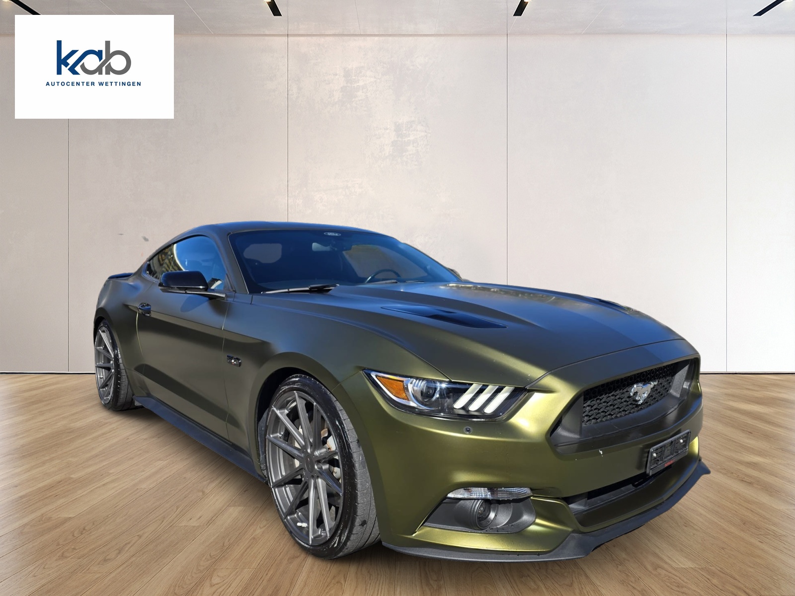 FORD Mustang GT 5.0 V8-showroom-element-2