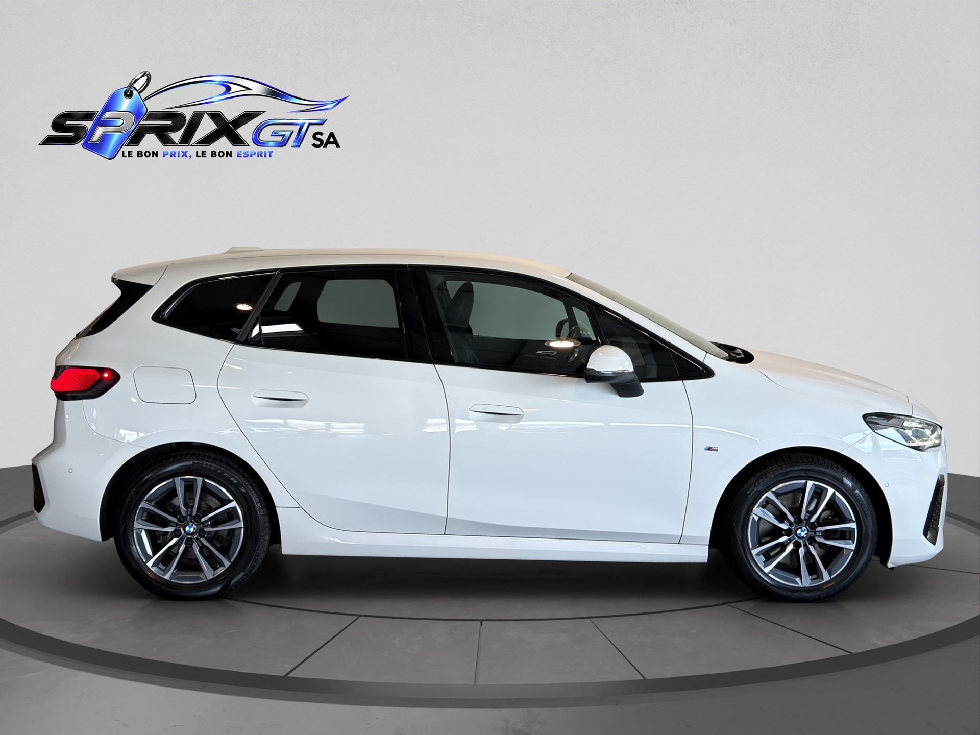 BMW 223d Active Tourer xDrive M Sport DKG-showroom-element-2