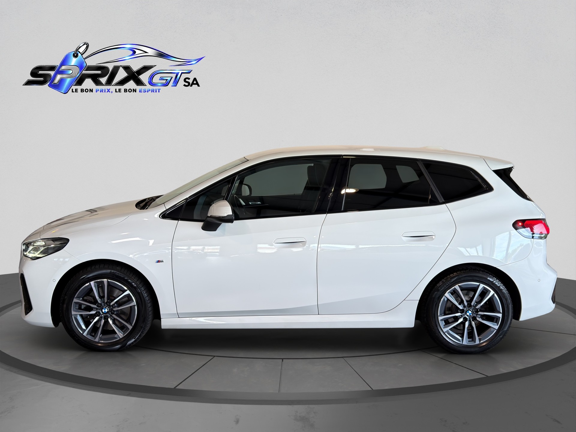 BMW 223d Active Tourer xDrive M Sport DKG-showroom-element-3