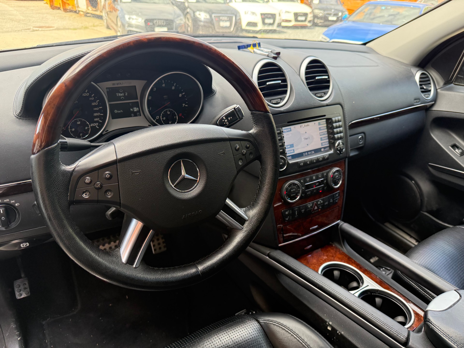 MERCEDES-BENZ ML 63 AMG-image-23