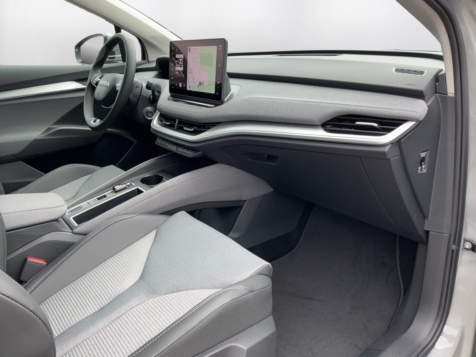 SKODA Enyaq 85x Dynamic 4x4-image-13