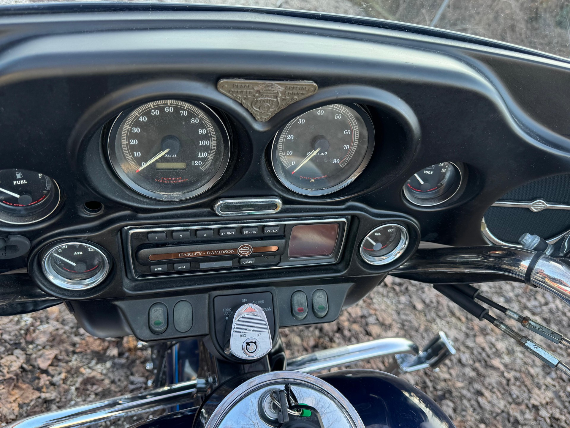 HARLEY-DAVIDSON electra glide peace officer limited-image-11