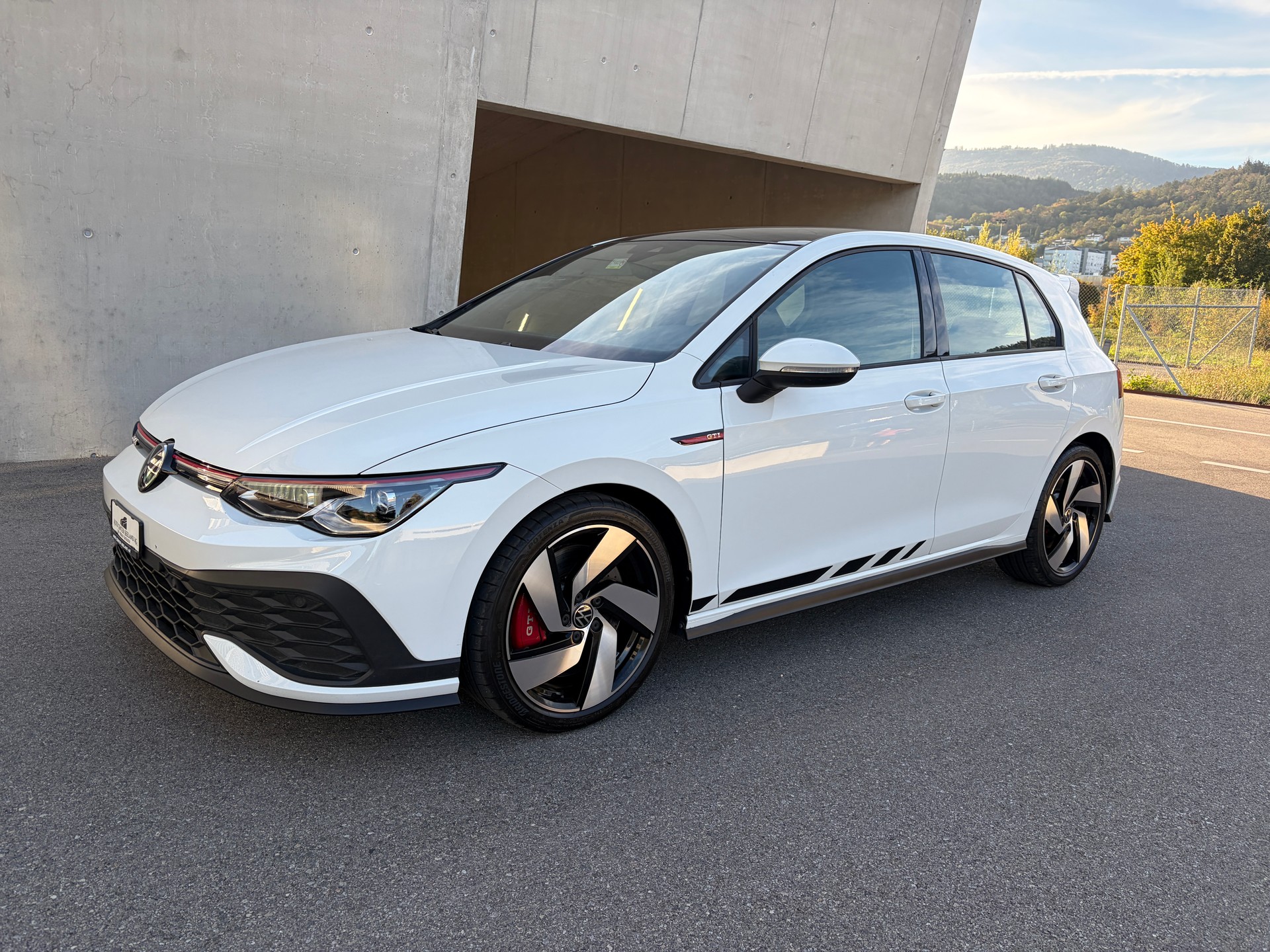 VW Golf 2.0 TSI GTI Clubsport DSG-image-1