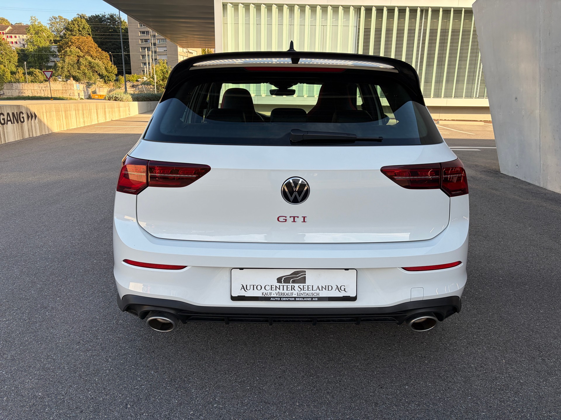 VW Golf 2.0 TSI GTI Clubsport DSG-image-4