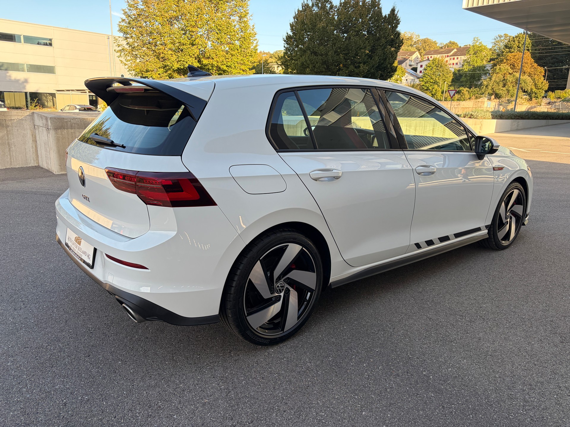 VW Golf 2.0 TSI GTI Clubsport DSG-image-5
