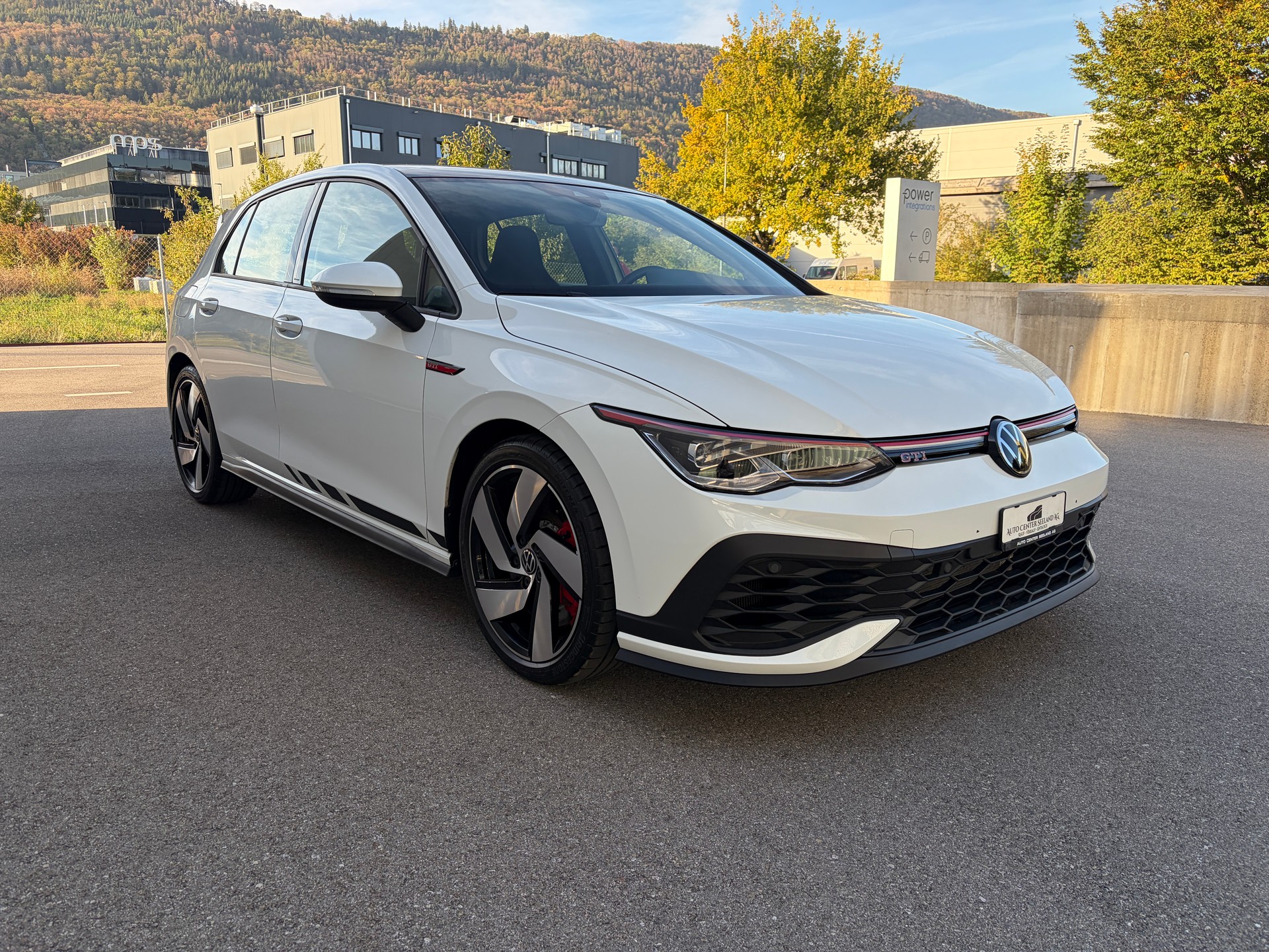VW Golf 2.0 TSI GTI Clubsport DSG-image-2