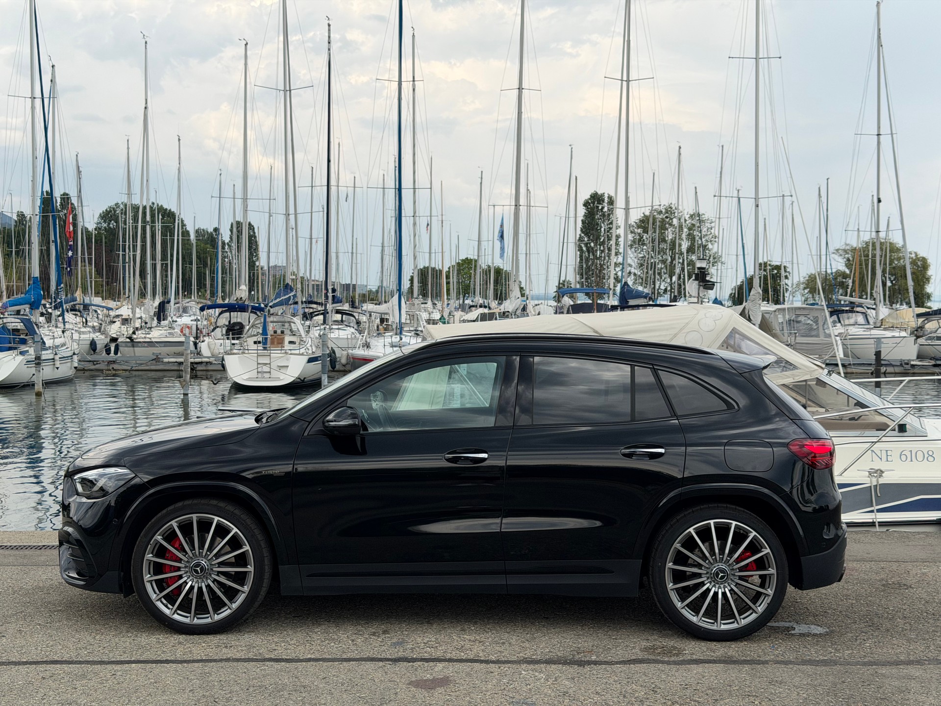 MERCEDES-BENZ GLA 35 AMG 4Matic-image-5
