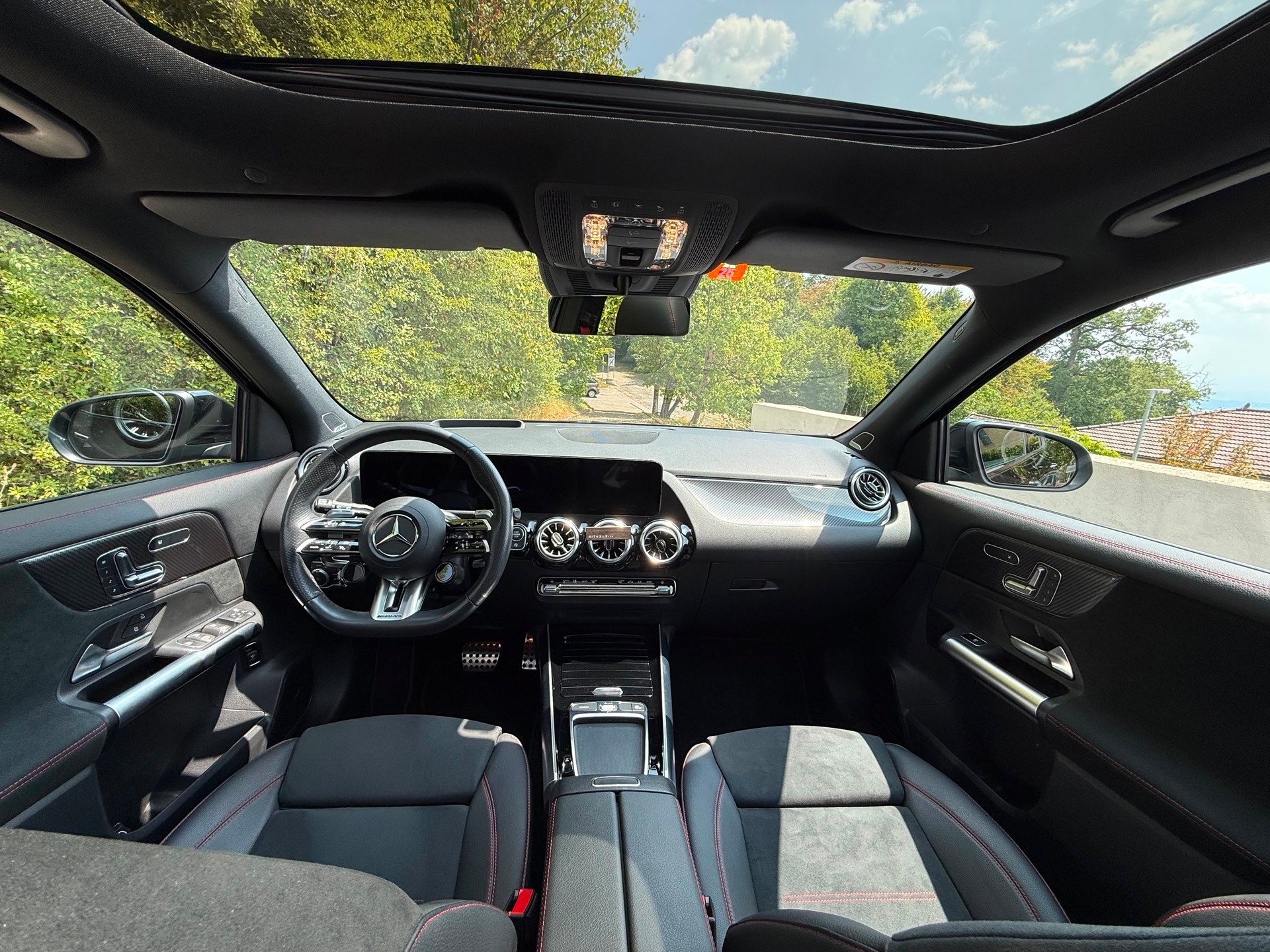 MERCEDES-BENZ GLA 35 AMG 4Matic-image-8
