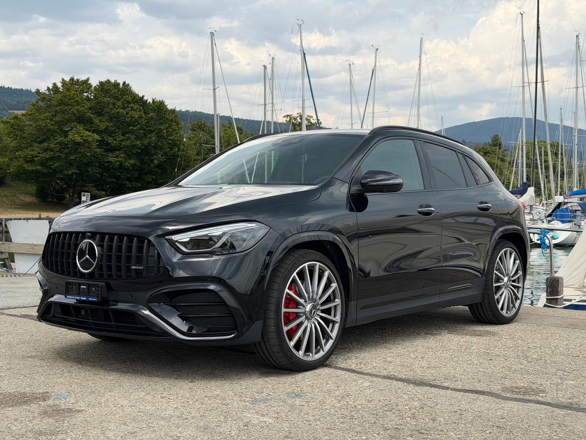 MERCEDES-BENZ GLA 35 AMG 4Matic-image-3