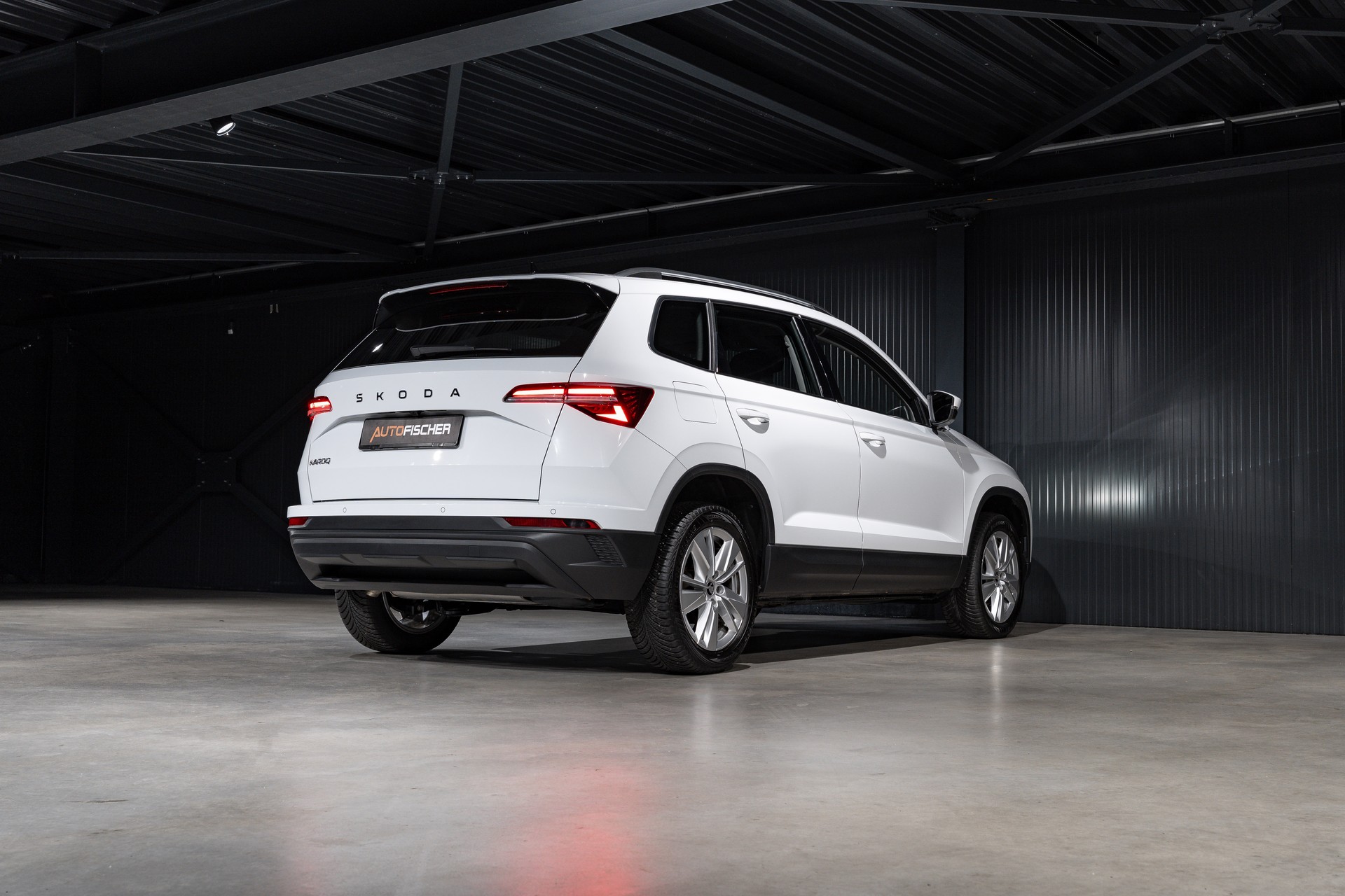 SKODA Karoq 1.5 TSI Top Selection DSG-image-6