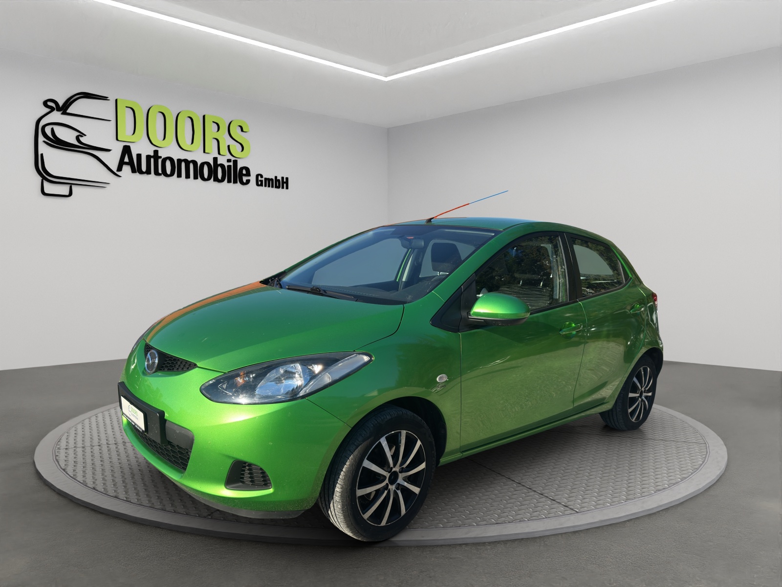 MAZDA 2 1.3i 16V Exclusive-image-2