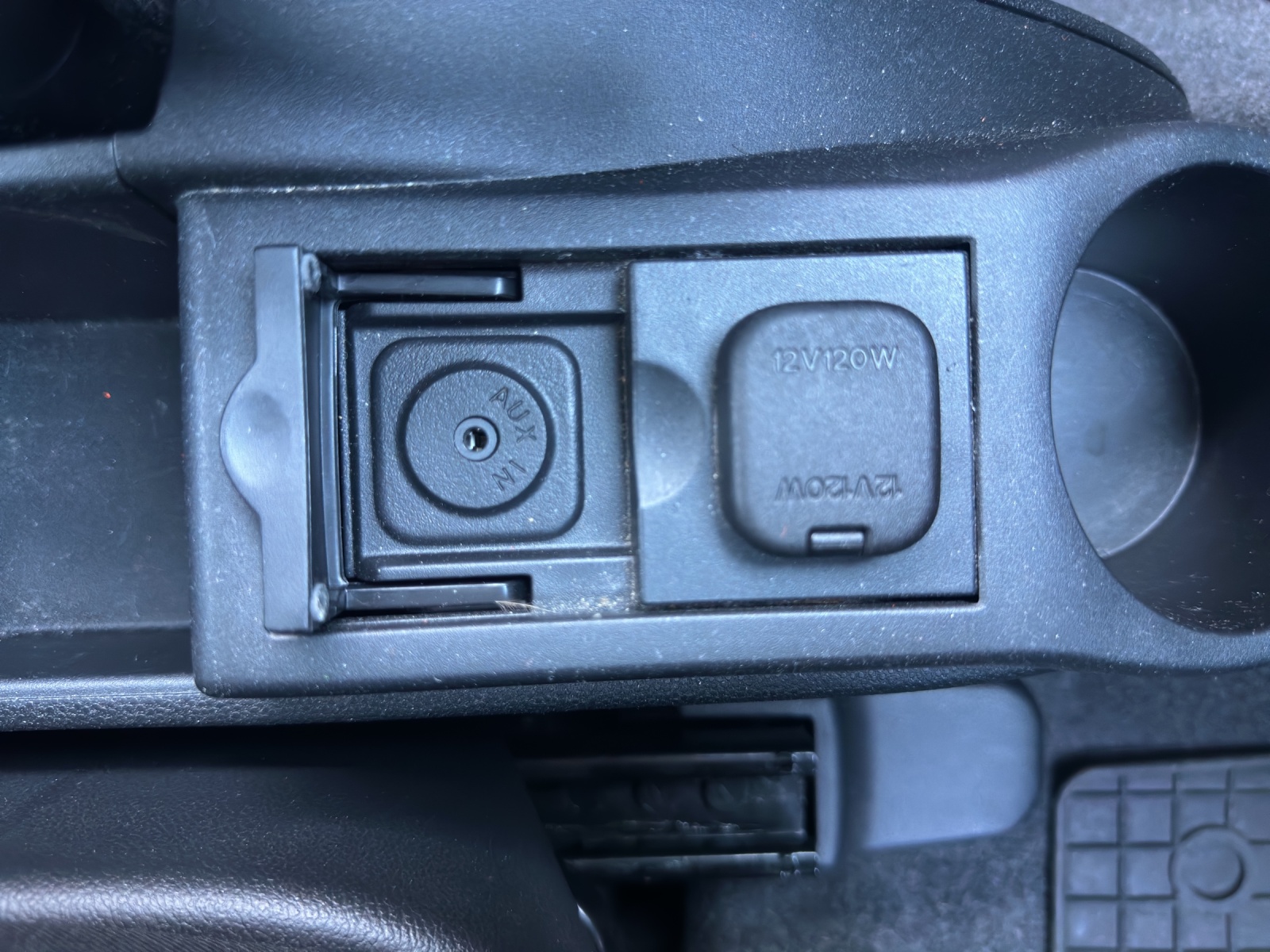MAZDA 2 1.3i 16V Exclusive-image-13