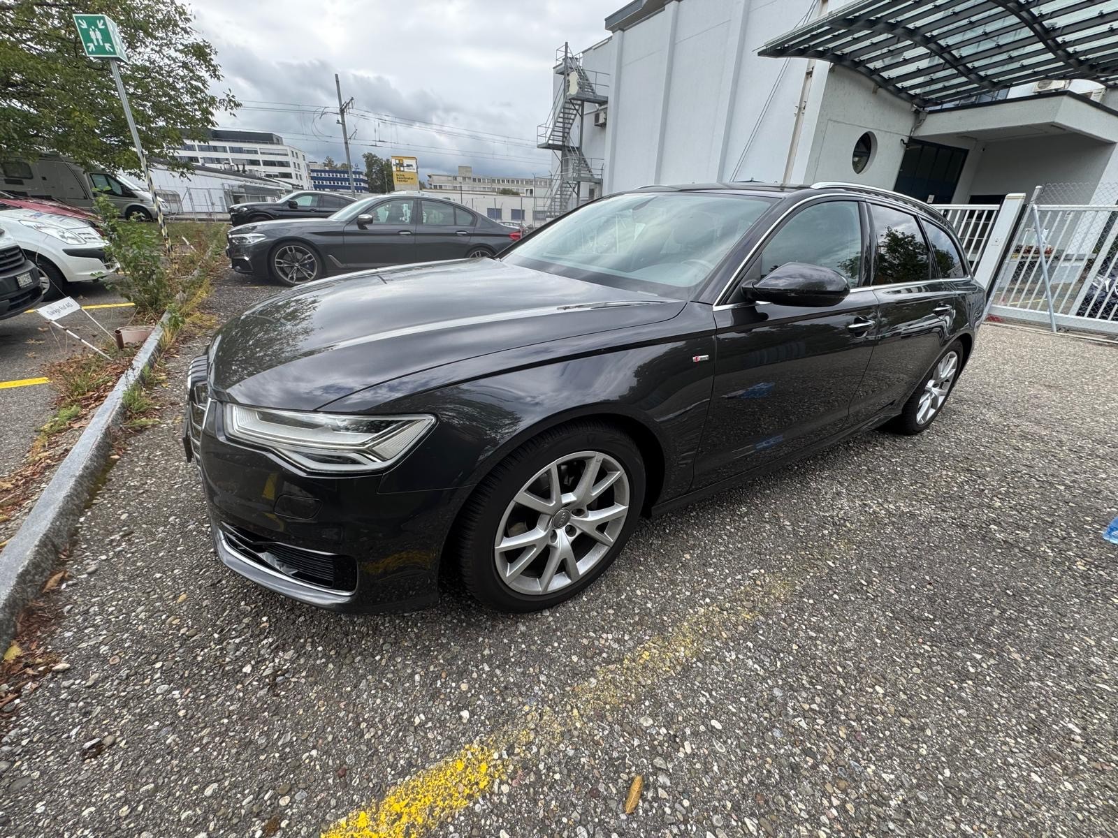 AUDI A6 Avant 2.0 TDI quattro S-tronic