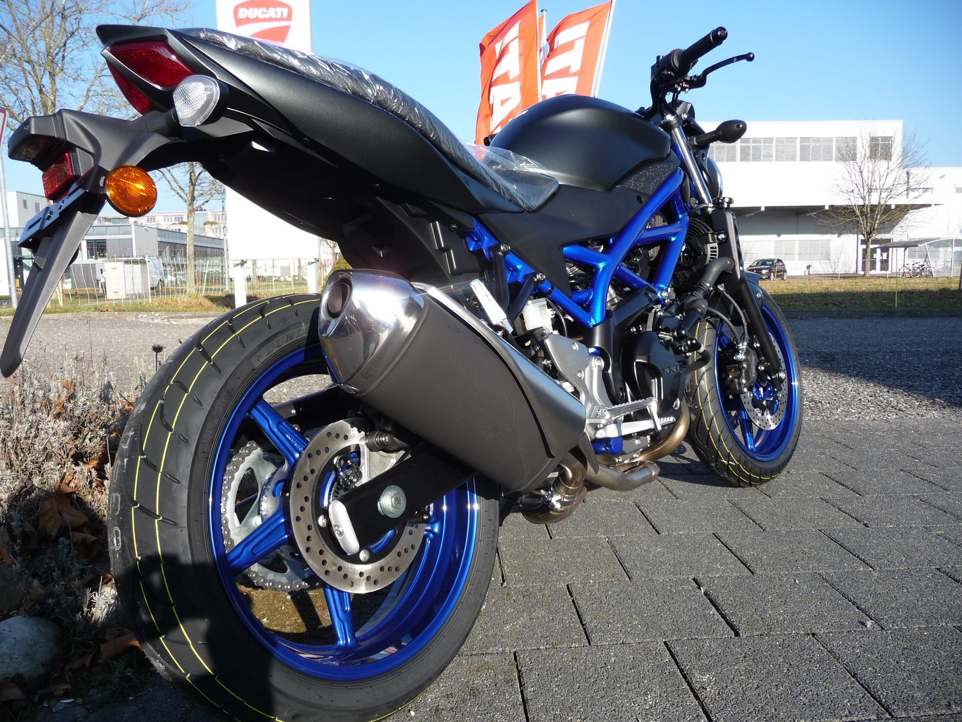 SUZUKI SV 650-image-2