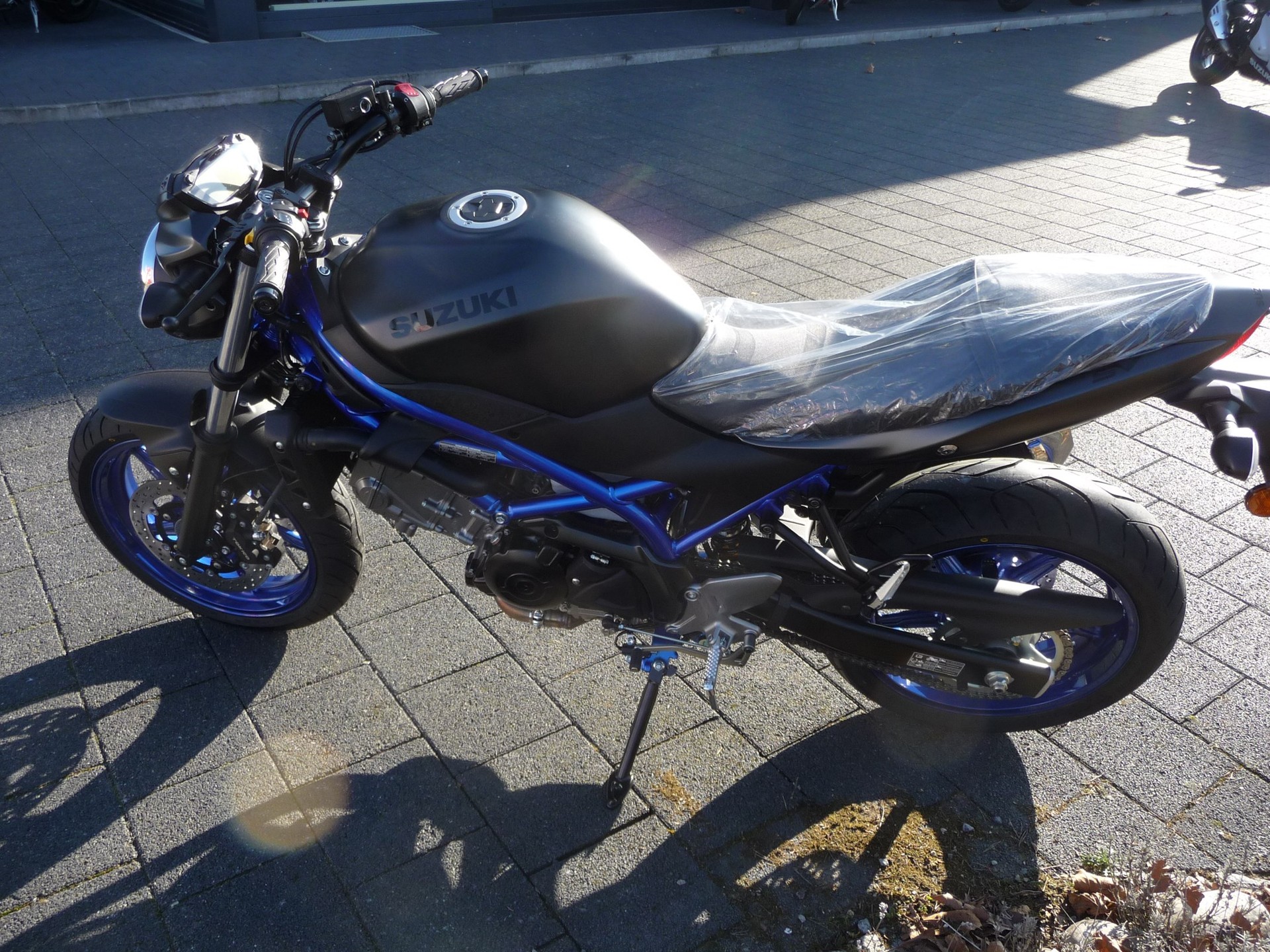 SUZUKI SV 650-image-3