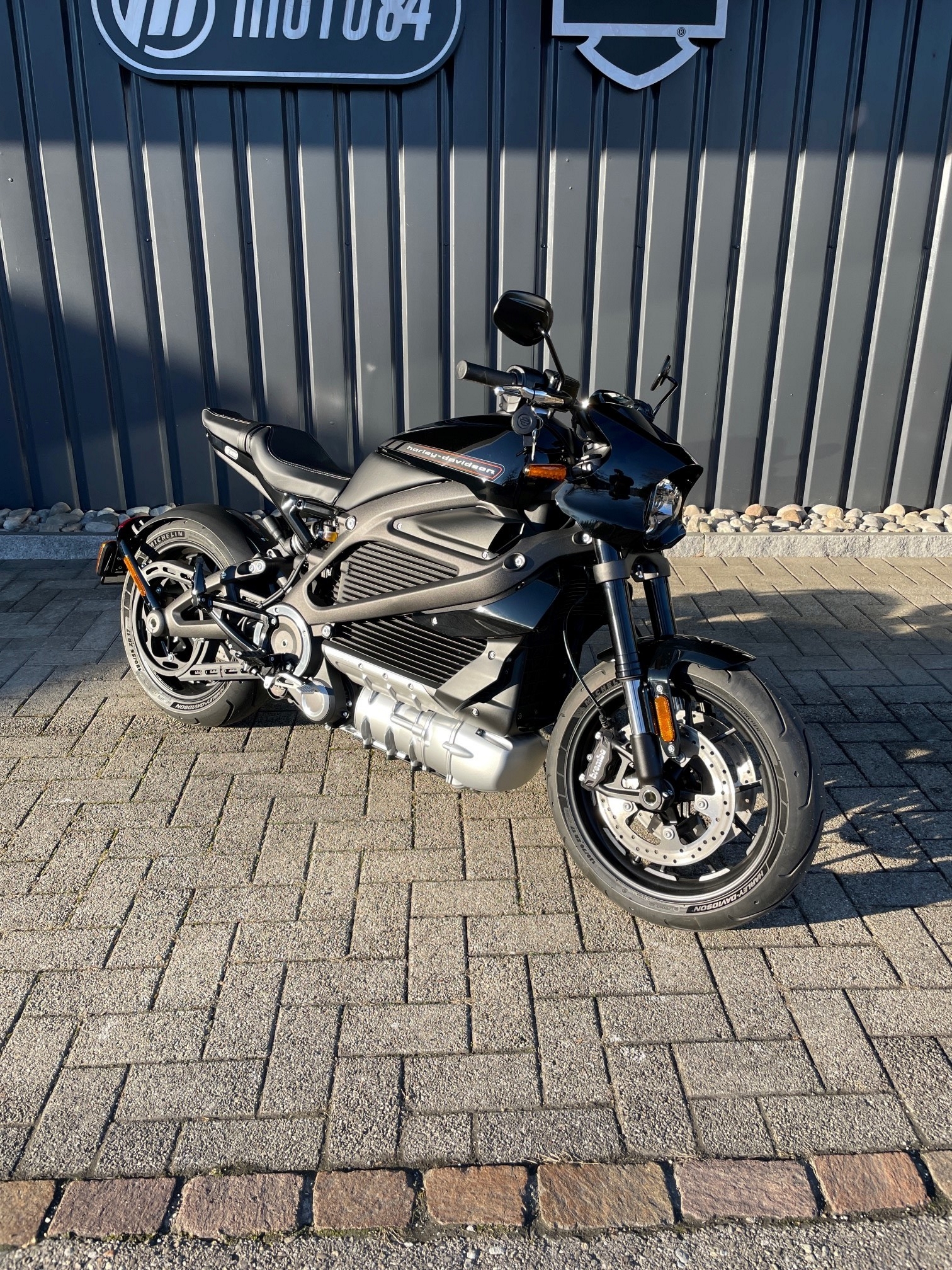 HARLEY-DAVIDSON Live Wire-image-1