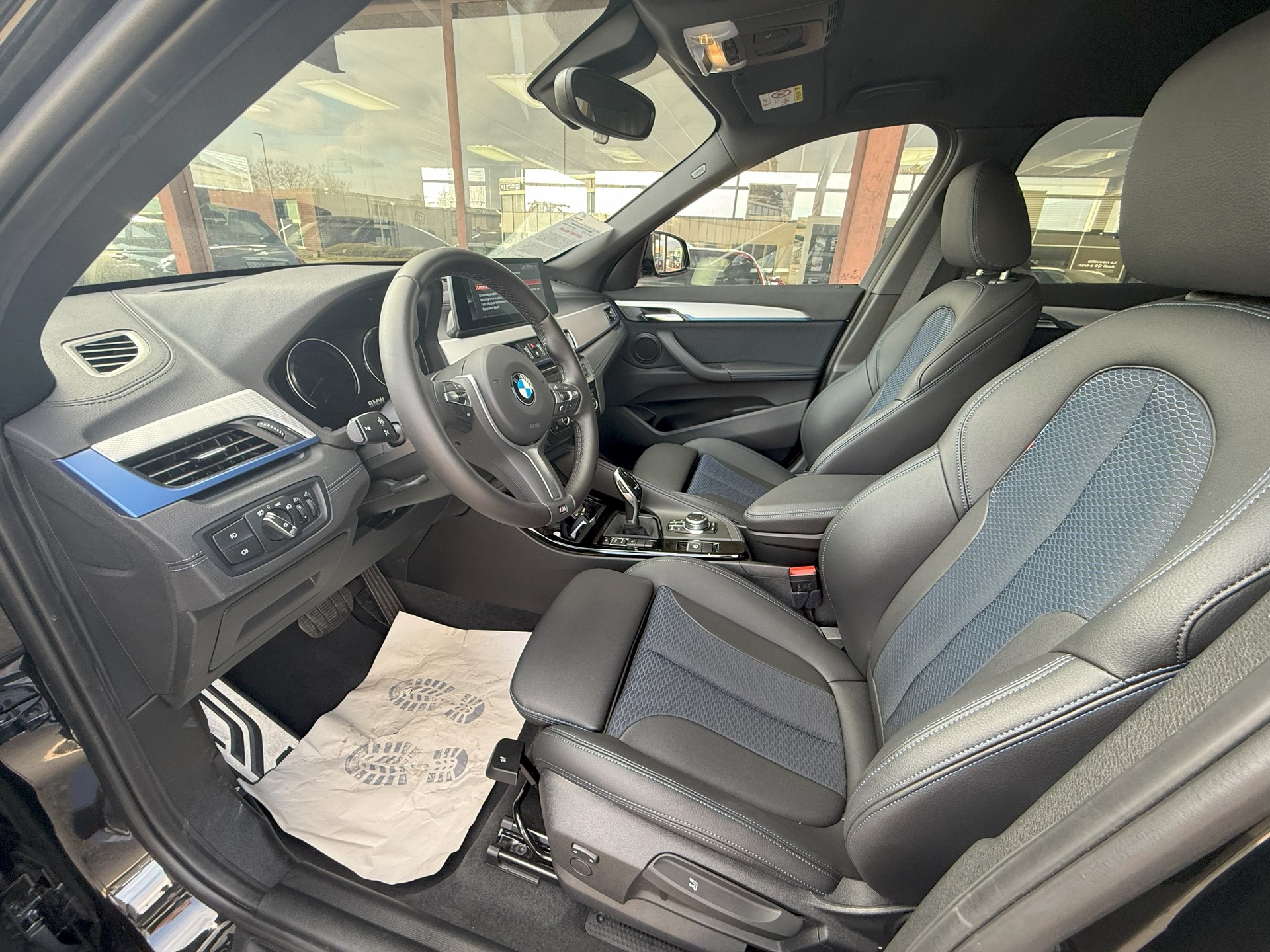 BMW X1 F48 18i sDrive-image-6
