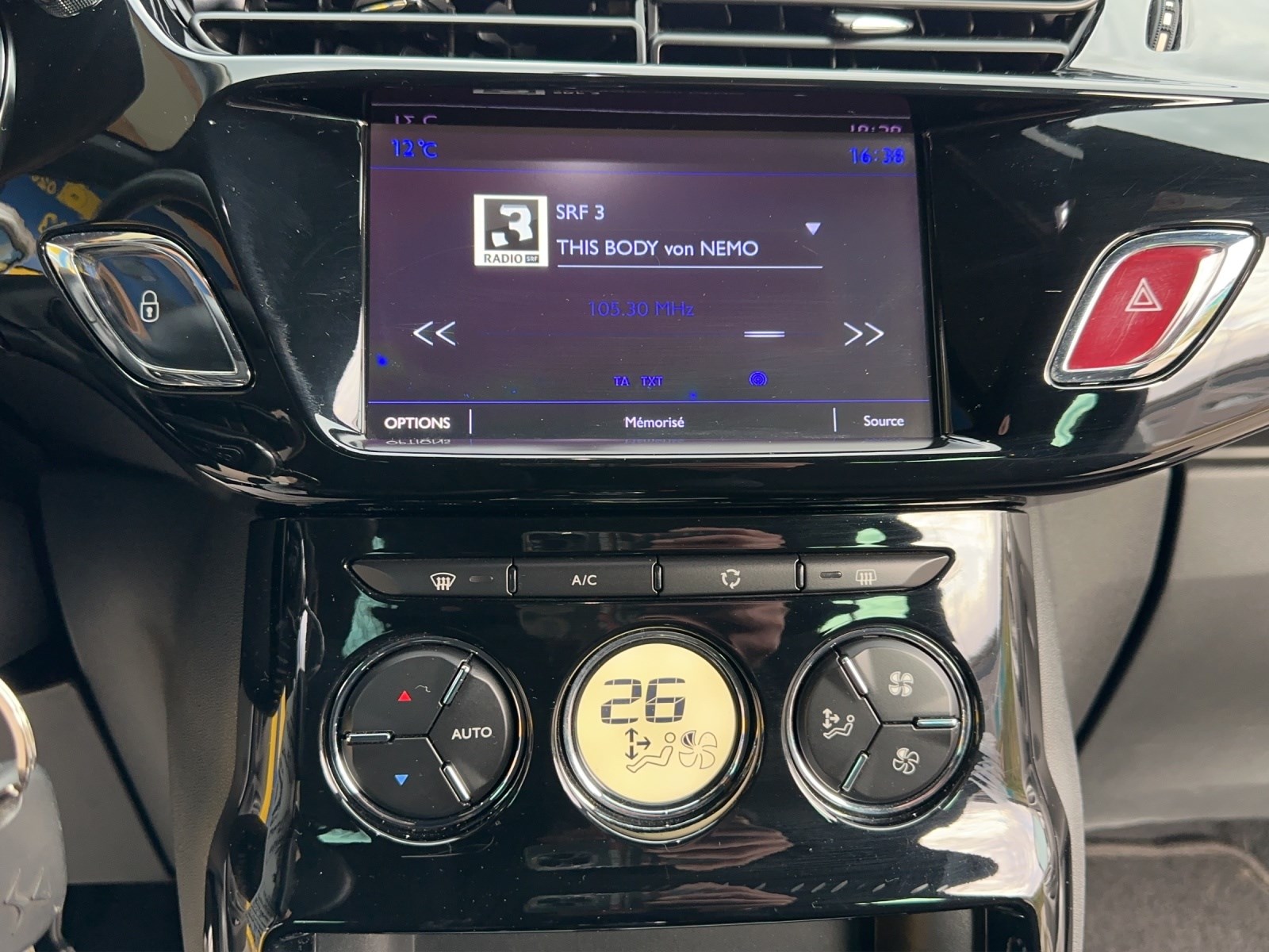 DS AUTOMOBILES DS 3 Cabrio 1.2 PureTech SO Chic-image-14