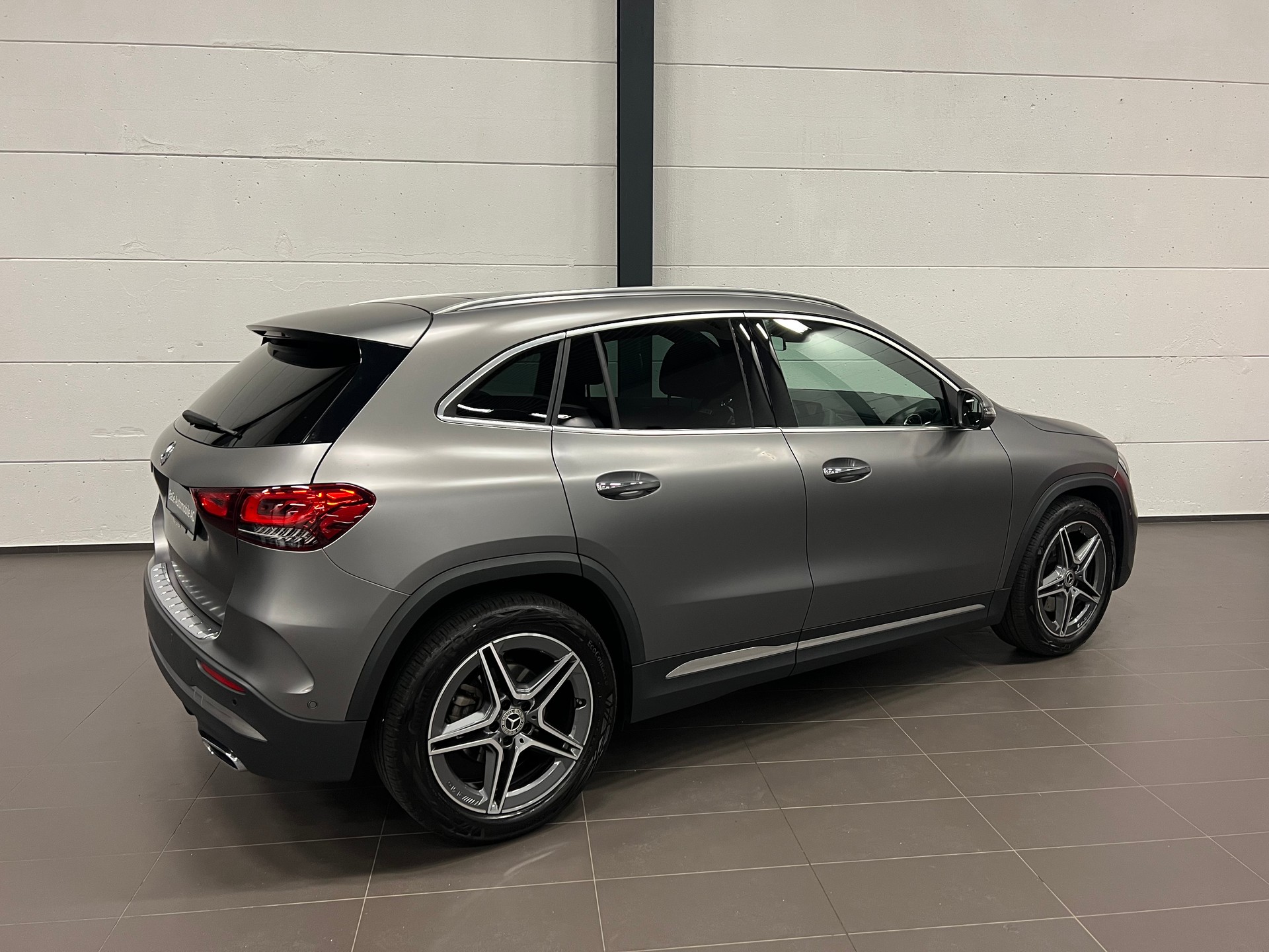 MERCEDES-BENZ GLA 200 4Matic AMG Line 8G-DCT-image-13