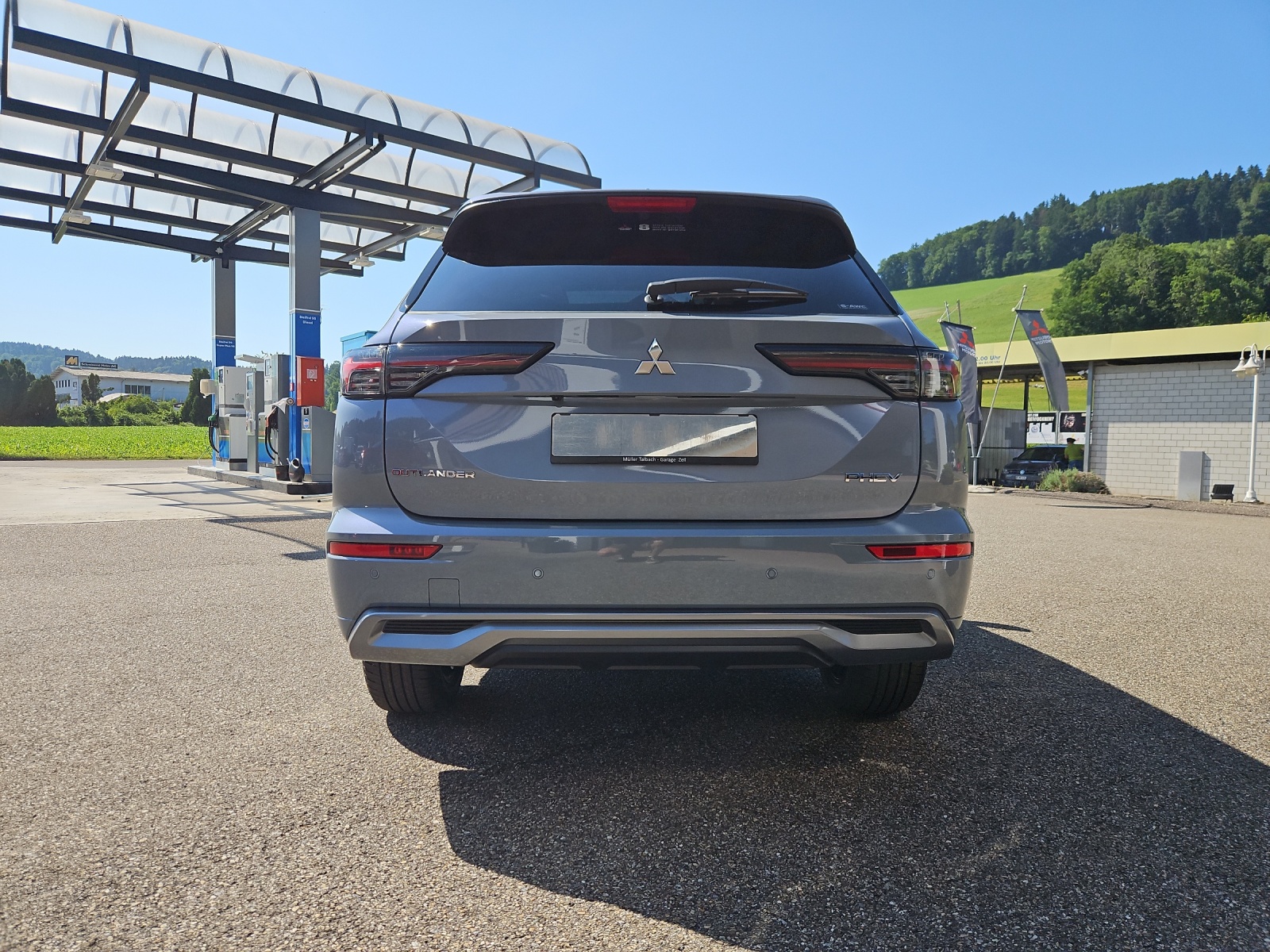 MITSUBISHI Outlander 2.4 PHEV Instyle 4WD Automatic-image-13