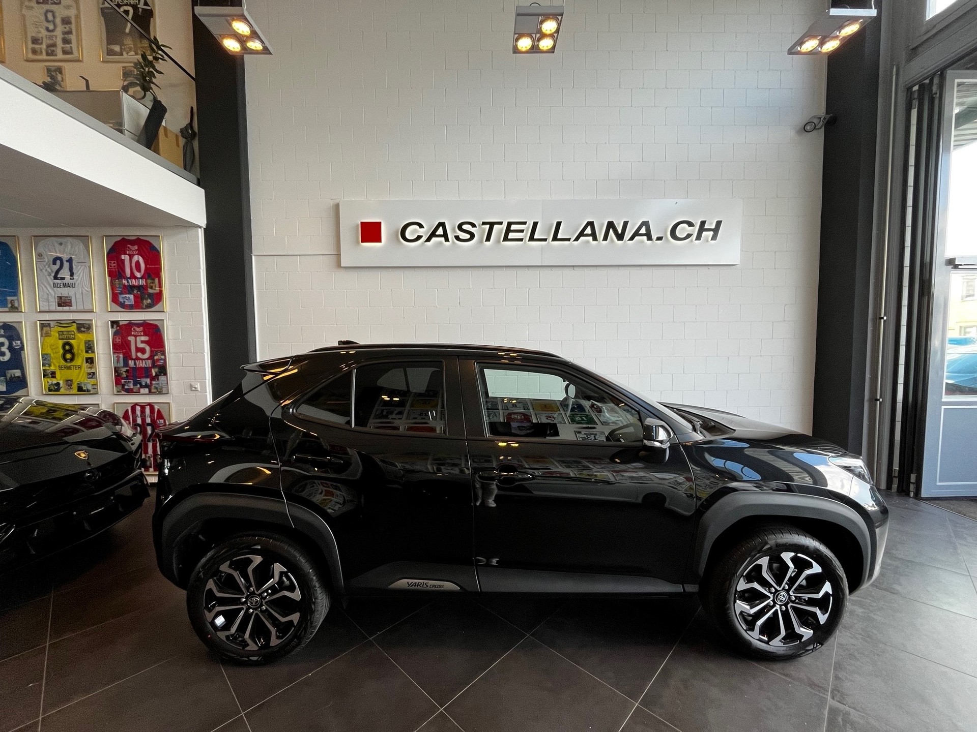 TOYOTA Yaris Cross 1.5 TEAMPLAYER-image-4