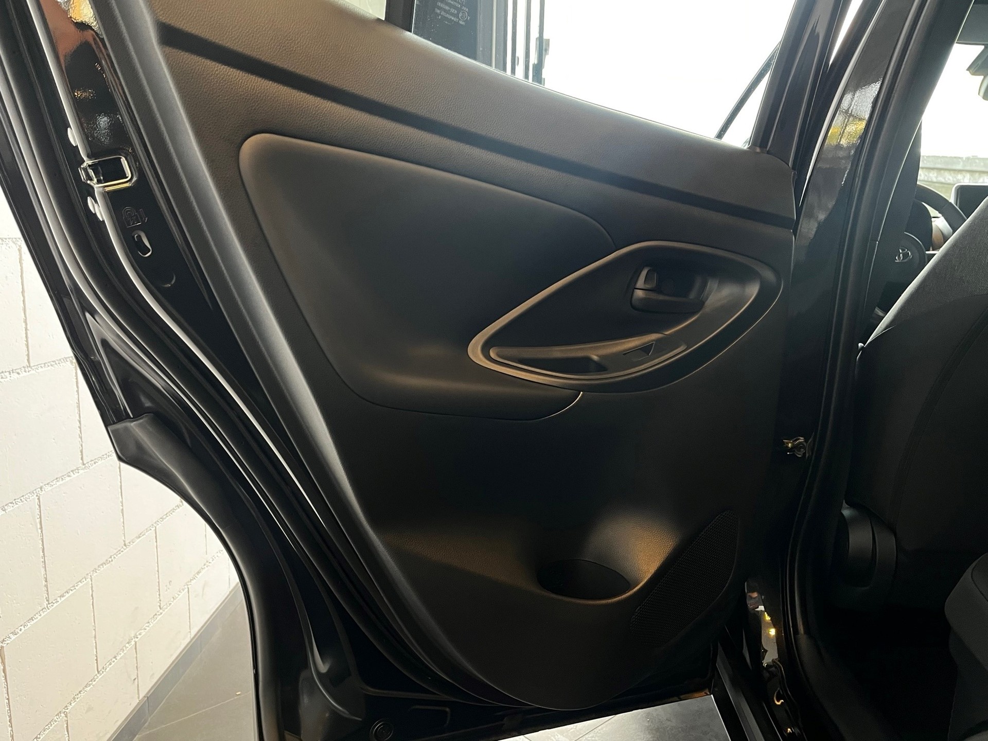 TOYOTA Yaris Cross 1.5 TEAMPLAYER-image-24