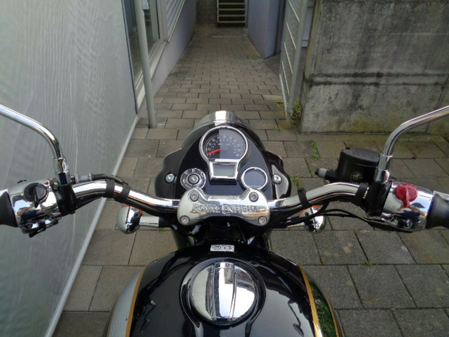 ROYAL ENFIELD CLASSIC 650-image-7