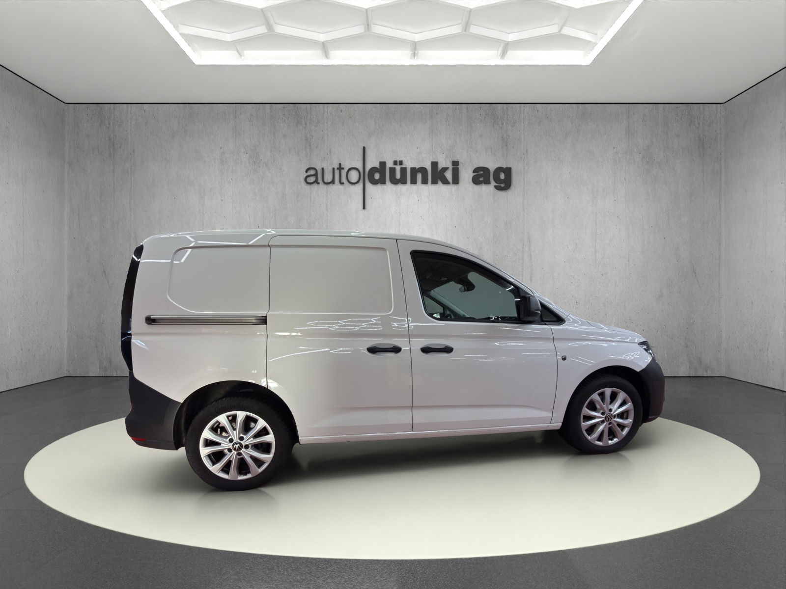 VW Caddy Cargo 2.0TDI 4Motion-image-9
