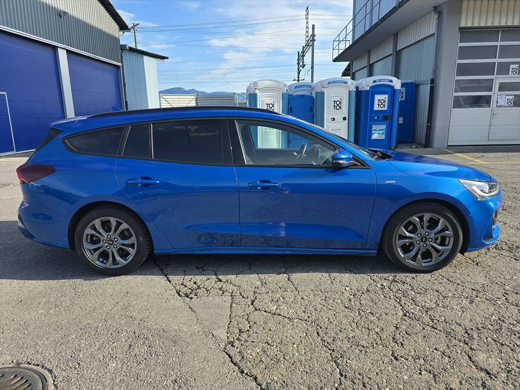 FORD Focus 1.0 MHEV ST-Line Vignale Automat-image-5