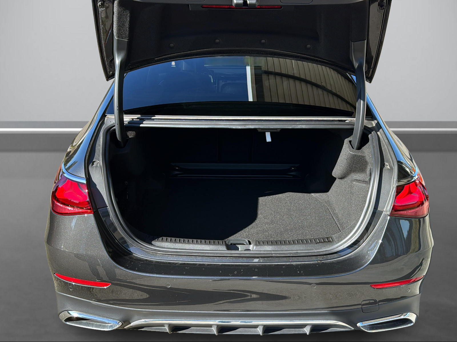 MERCEDES-BENZ E 220 d 4Matic 9G-Tronic-image-6