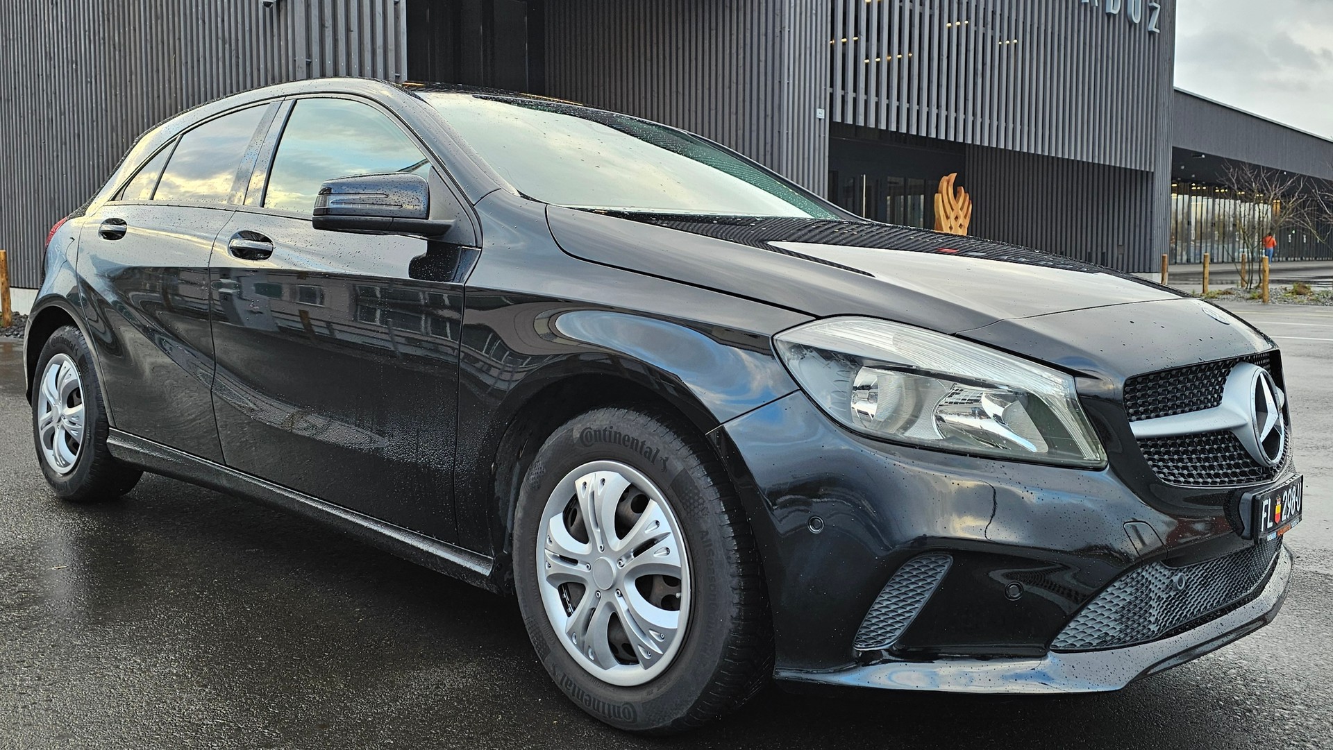 MERCEDES-BENZ A 160 Style 7G-DCT-showroom-element-3