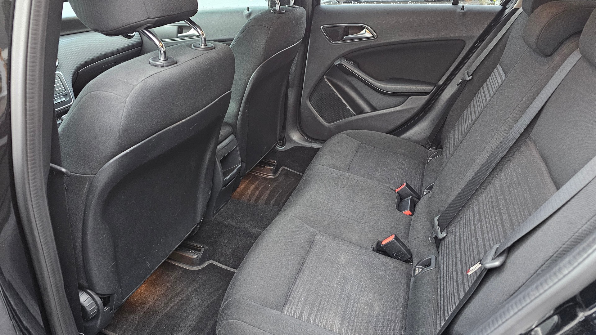 MERCEDES-BENZ A 160 Style 7G-DCT-image-10