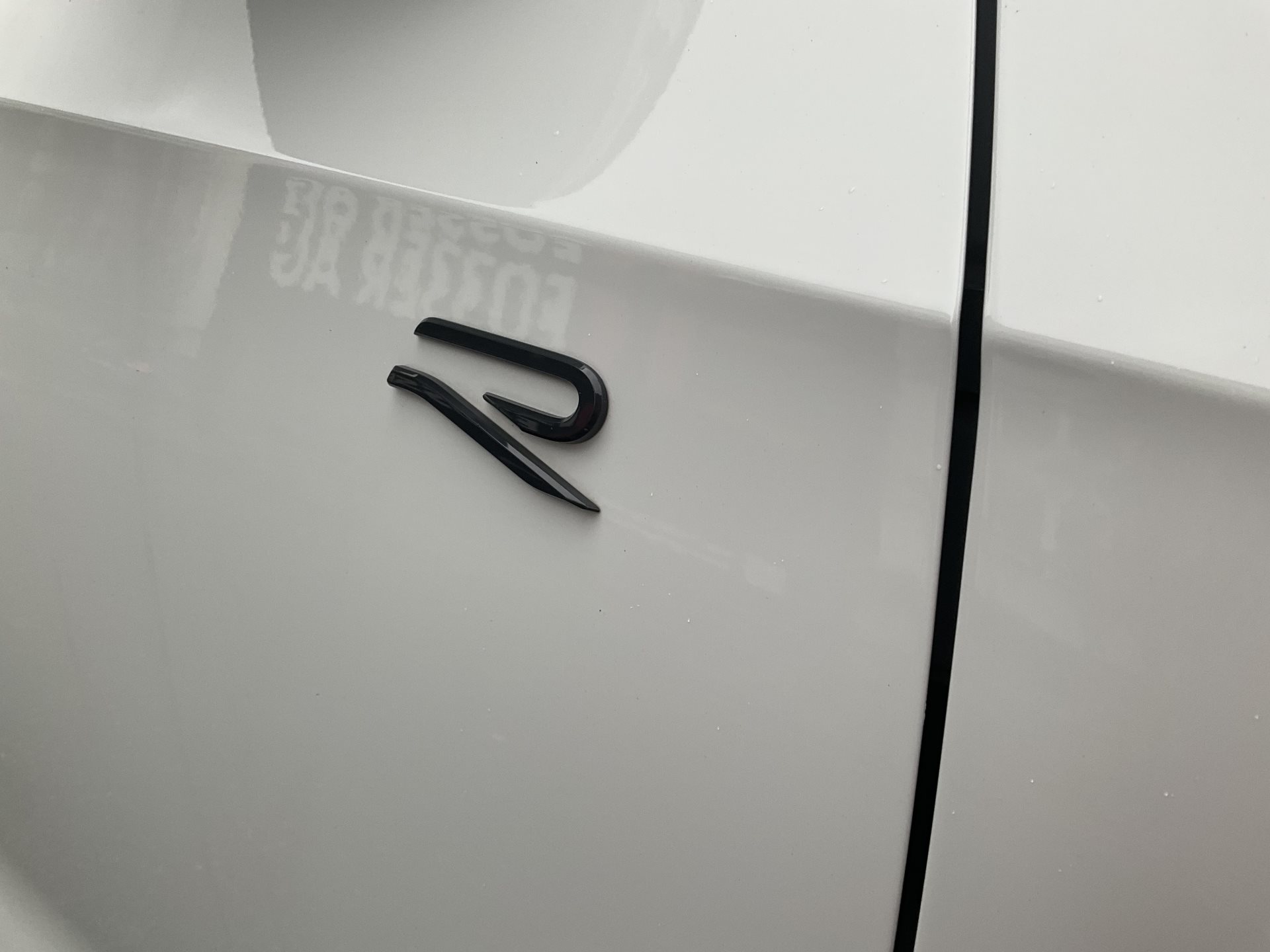 VW Golf R 2.0 TSI 333 PS 4Motion R Black Edition *** AKRAPOVIC ABGAS ***-image-37