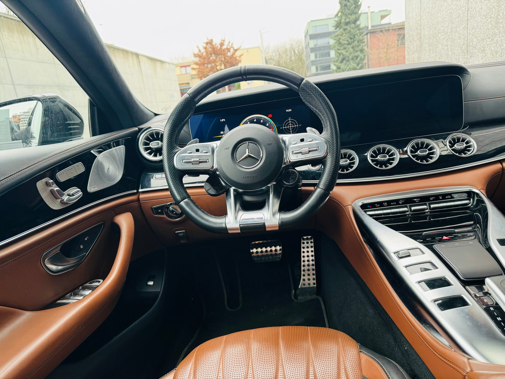 MERCEDES-BENZ AMG GT 4 43 4Matic+ Speedshift TCT-image-9
