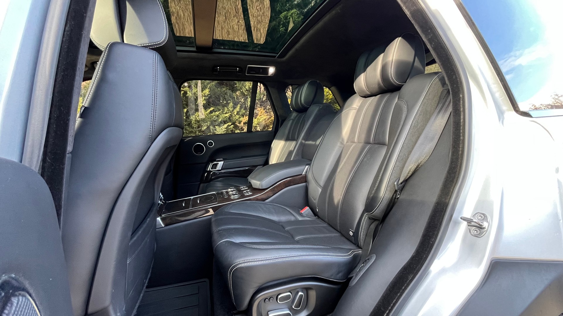 LAND ROVER Range Rover 4.4 SDV8 Autobiography Automatic-image-8
