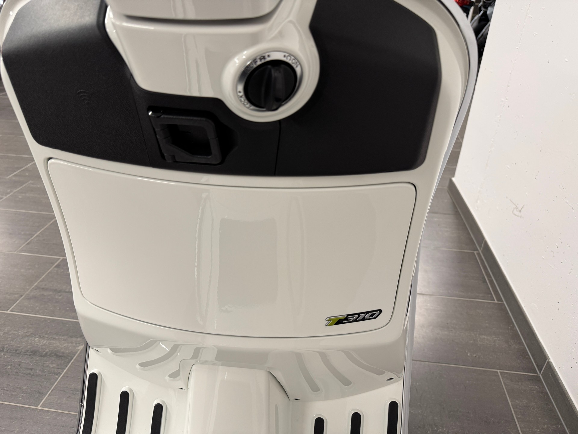 PIAGGIO GTS 310 Super Tech E5+-image-9