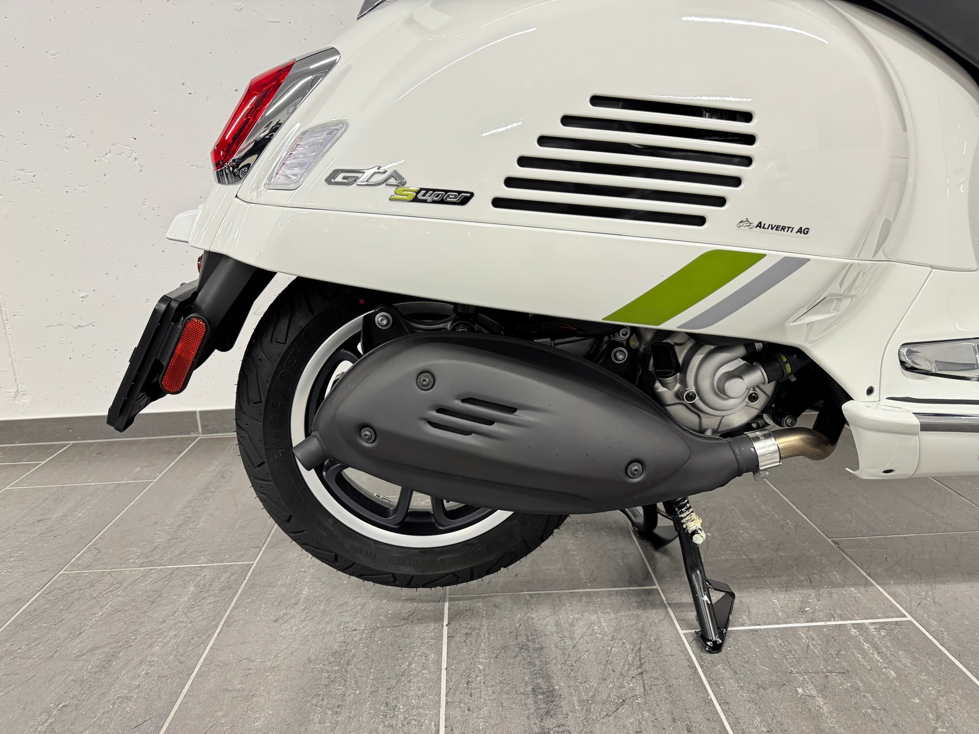 PIAGGIO GTS 310 Super Tech E5+-image-10