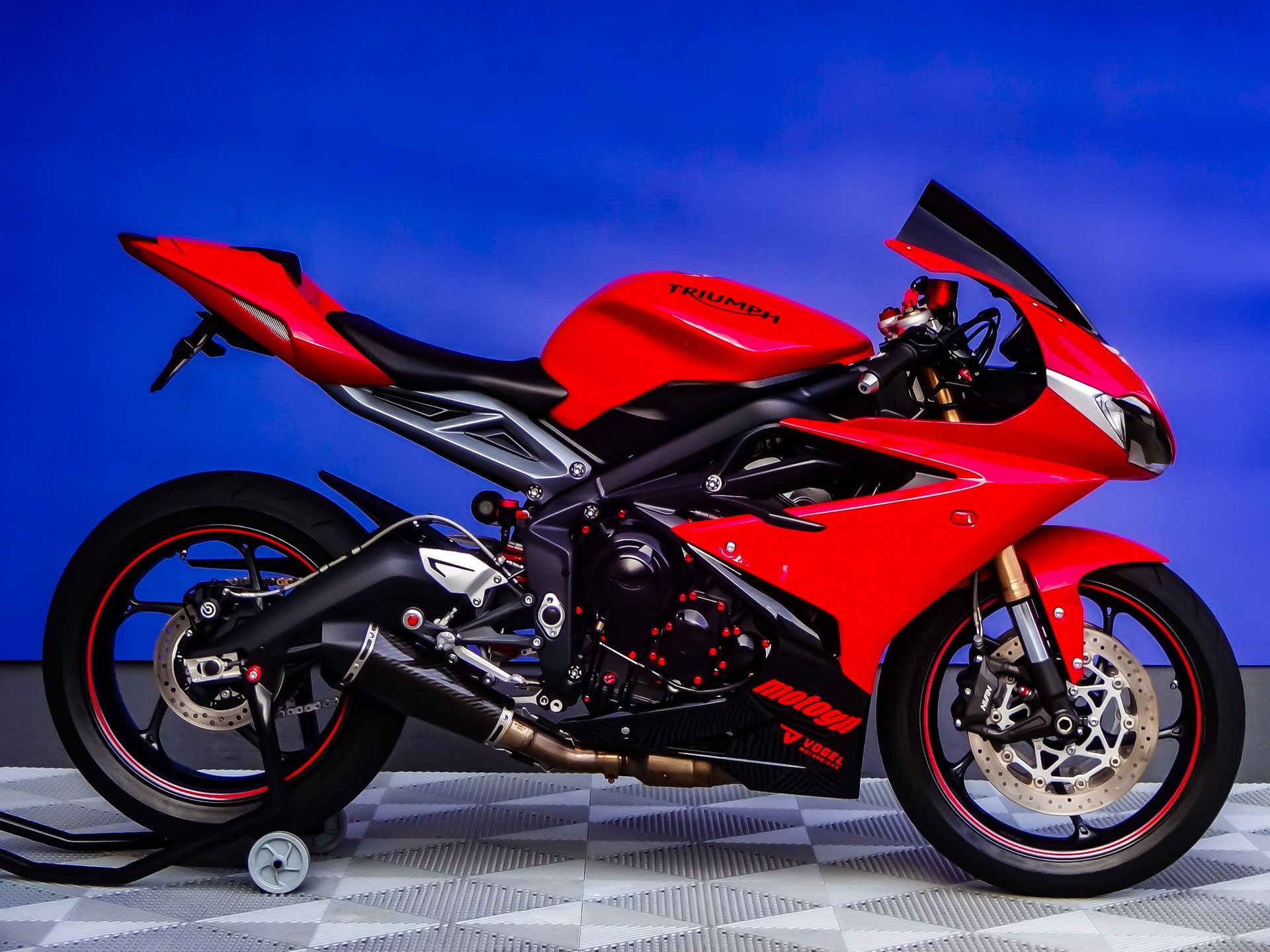 TRIUMPH Daytona 675 ABS (25kW)-image-0