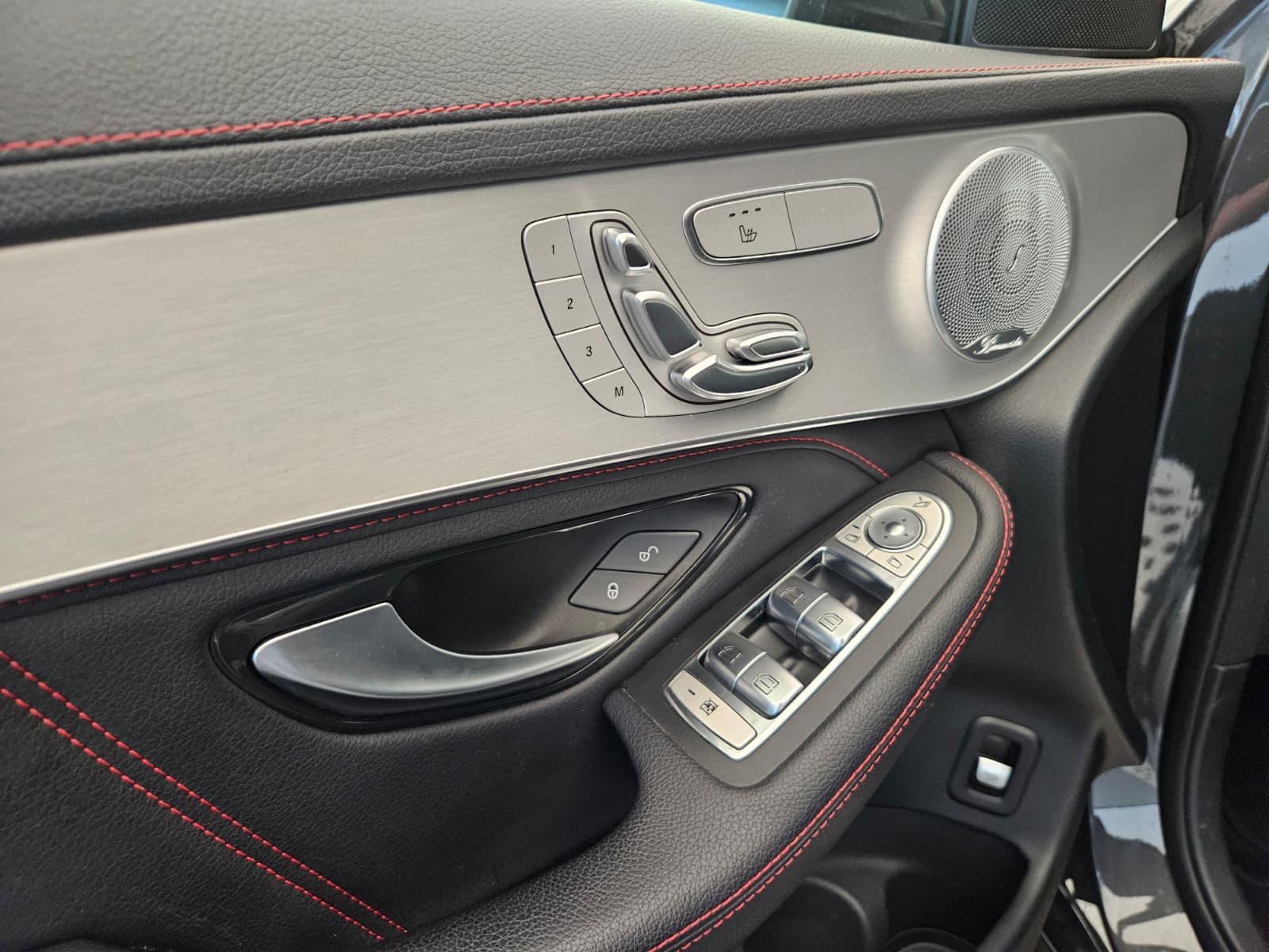 MERCEDES-BENZ GLC Coupé 43 AMG 4Matic 9G-Tronic-image-11