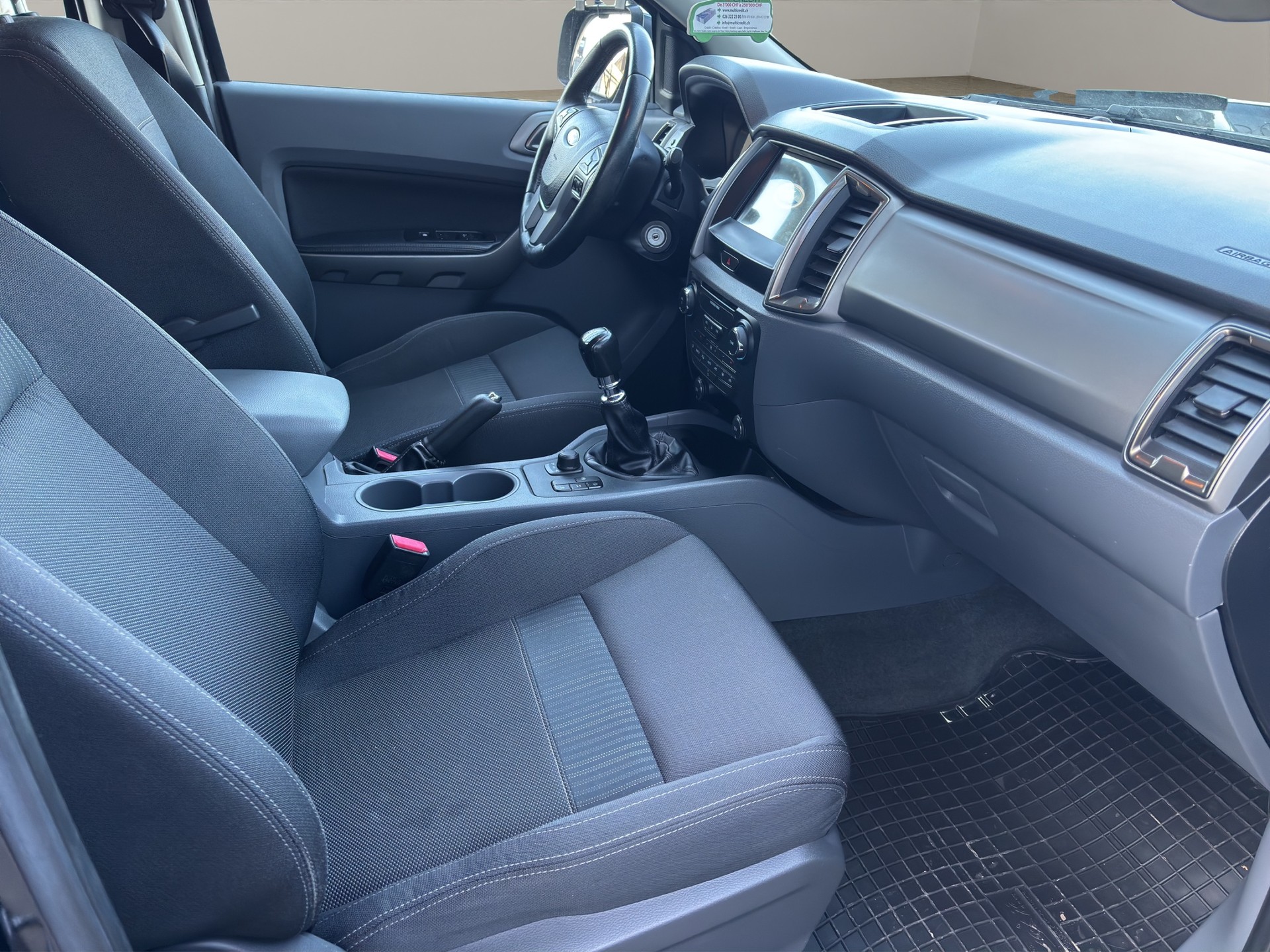 FORD Ranger XLT 2.2 TDCi 4x4-image-13