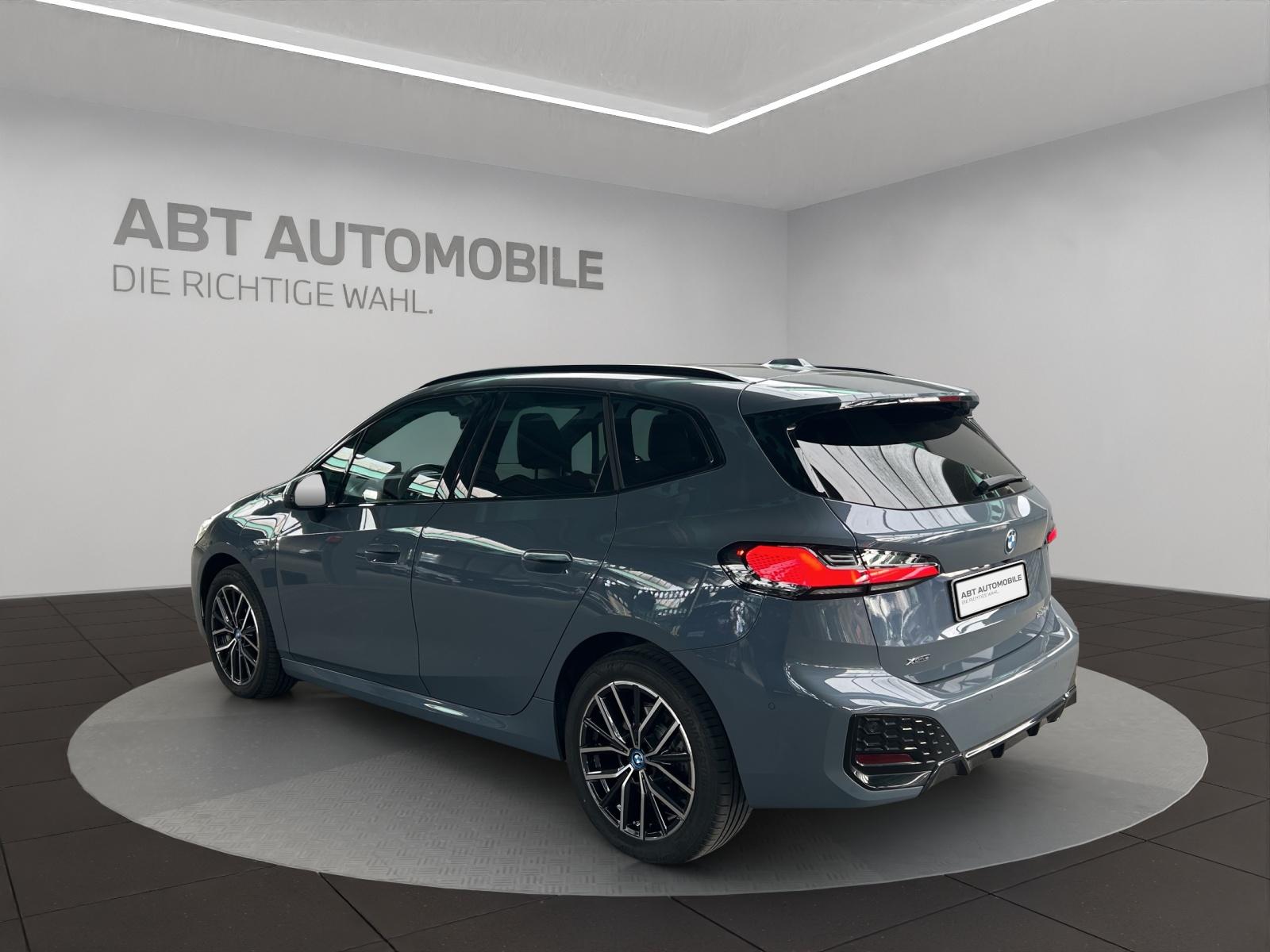BMW 230e xDrive paddles Active Tourer-image-4