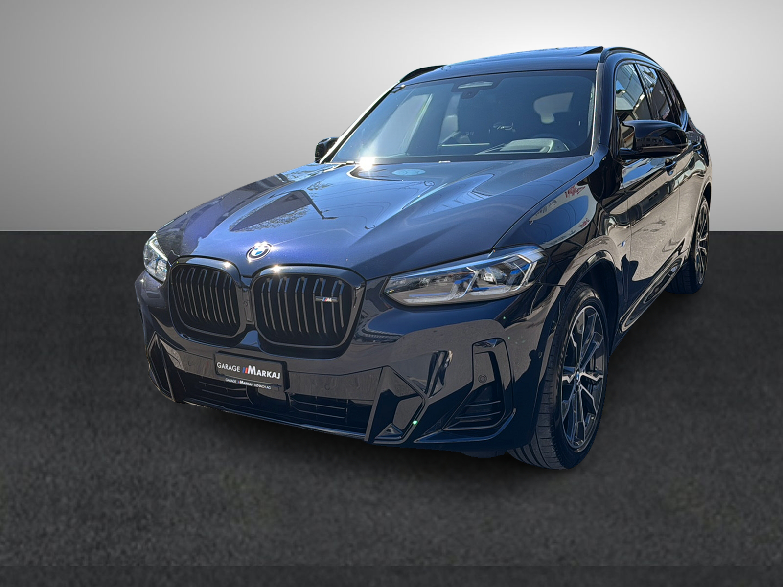 BMW X3 M40i-showroom-element-3